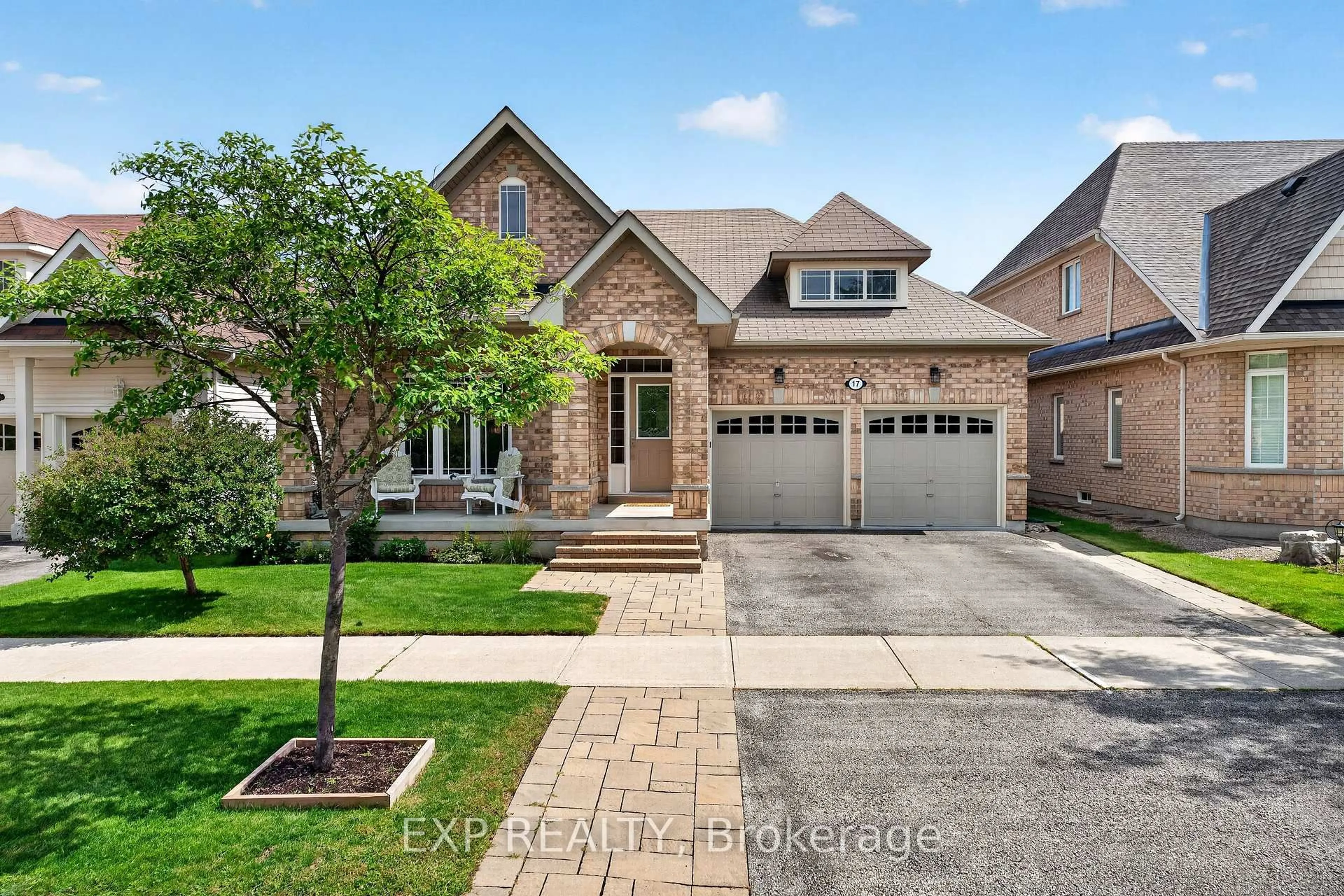 Home with brick exterior material, street for 17 Wyndham Circ, Georgina Ontario L0E 1R0