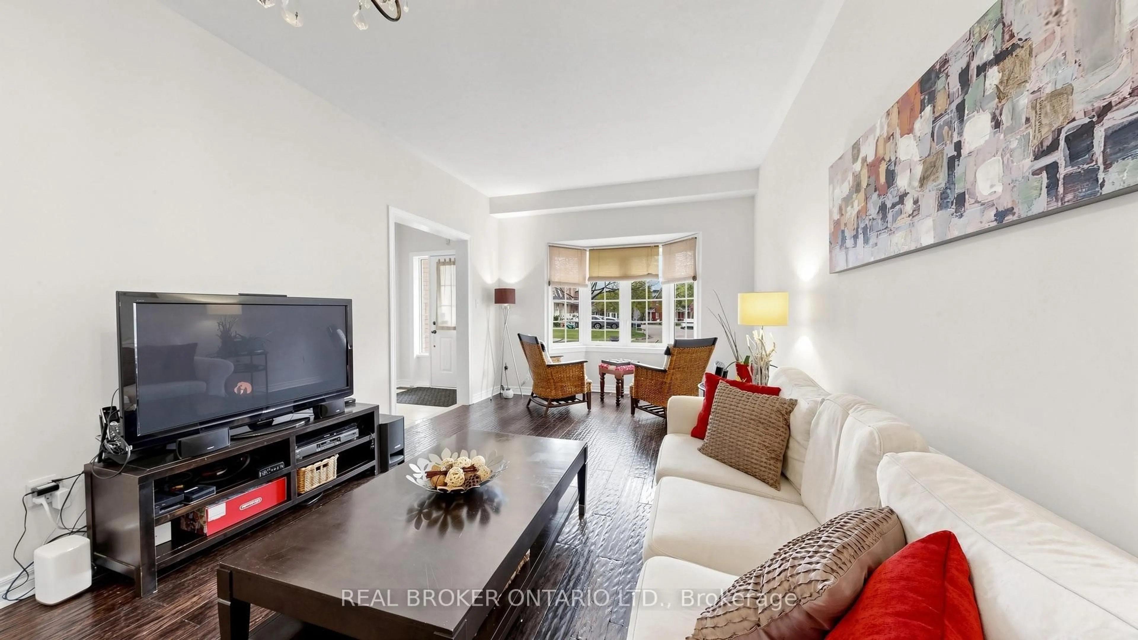 Living room with furniture, unknown for 23 Piera Gdns, Markham Ontario L3R 5G8