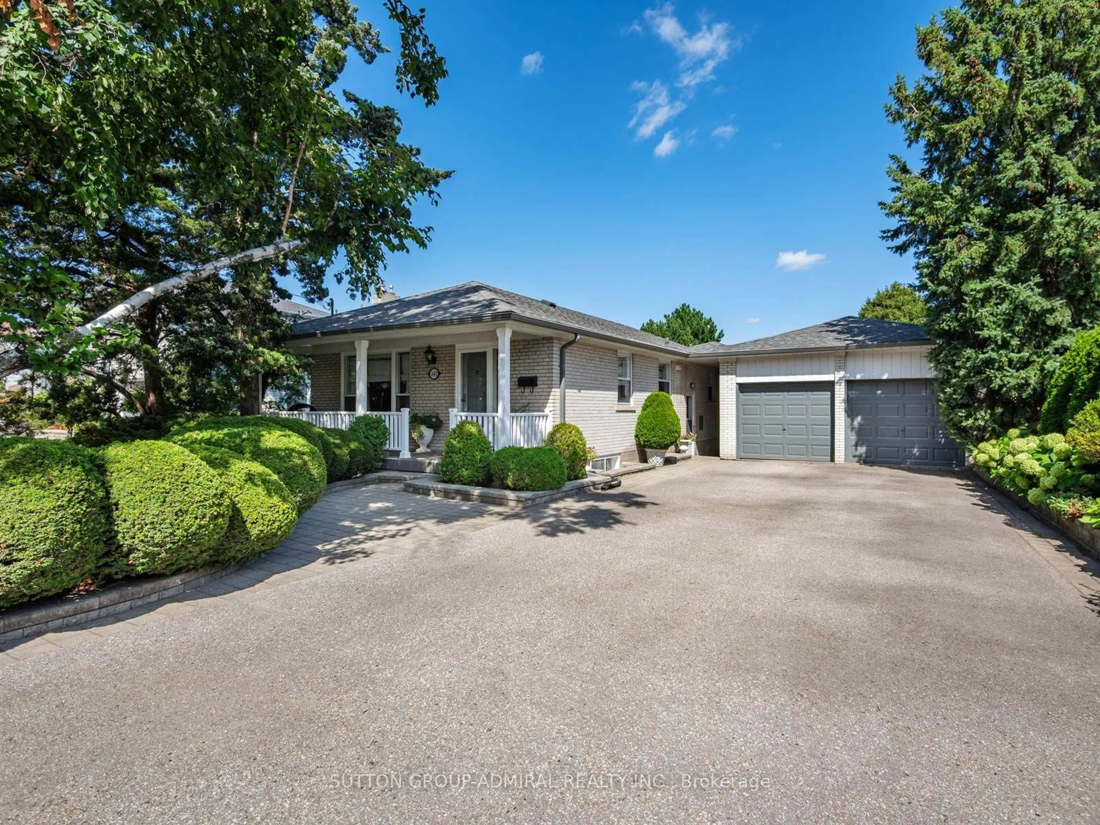 A pic from outside/outdoor area/front of a property/back of a property/a pic from drone, street for 143 Dudley Ave, Markham Ontario L3T 2E5