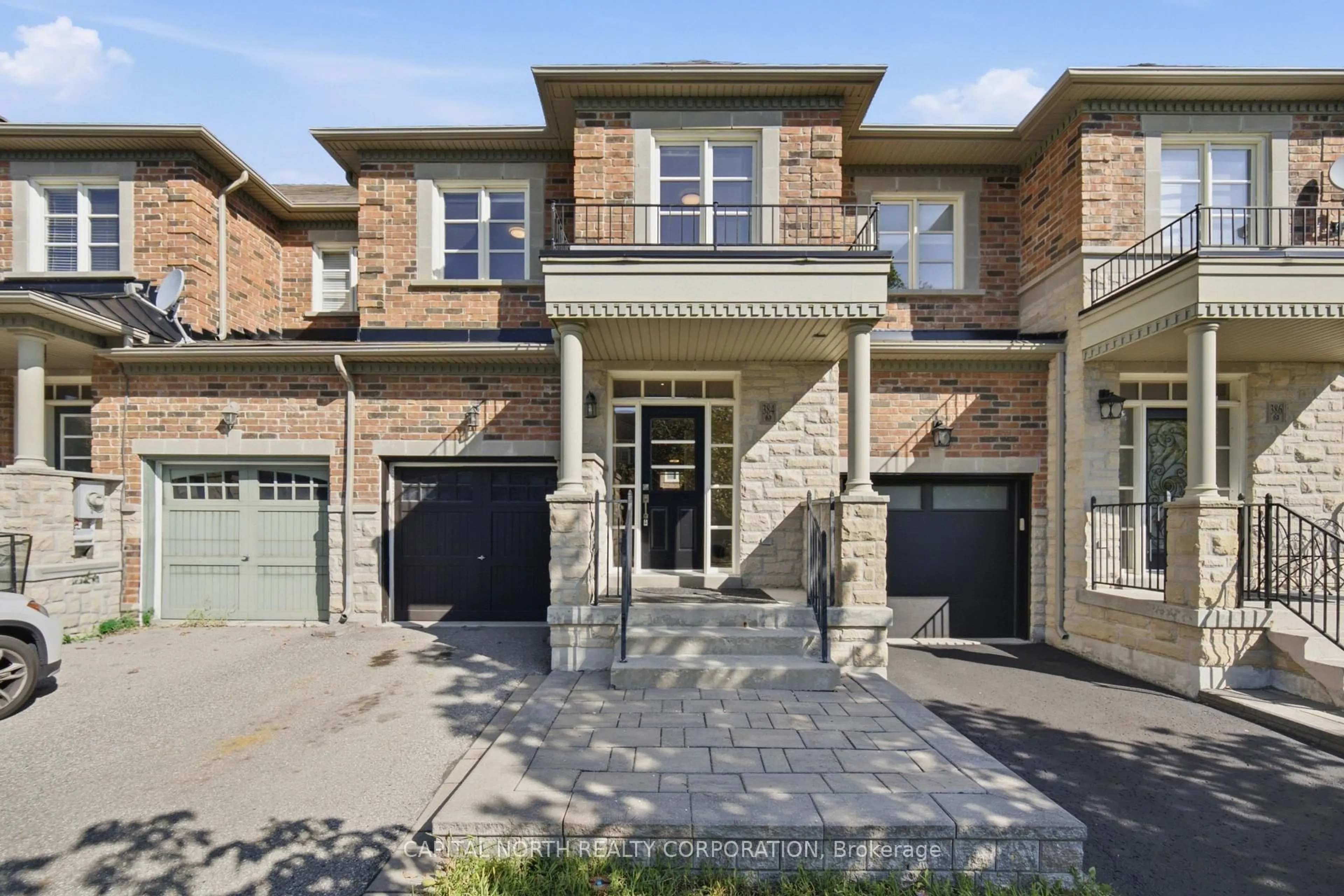Home with brick exterior material, street for 384 William Dunn Cres, Newmarket Ontario L3X 3L2