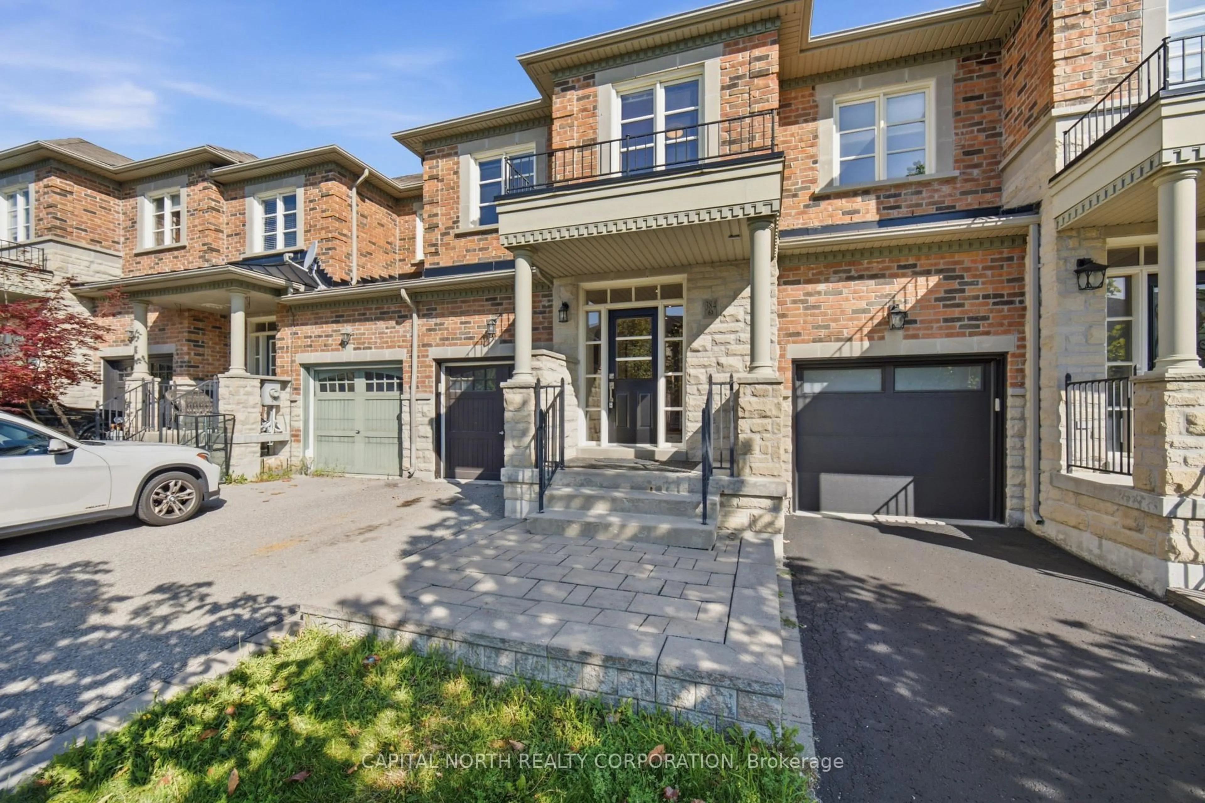 Home with brick exterior material, street for 384 William Dunn Cres, Newmarket Ontario L3X 3L2