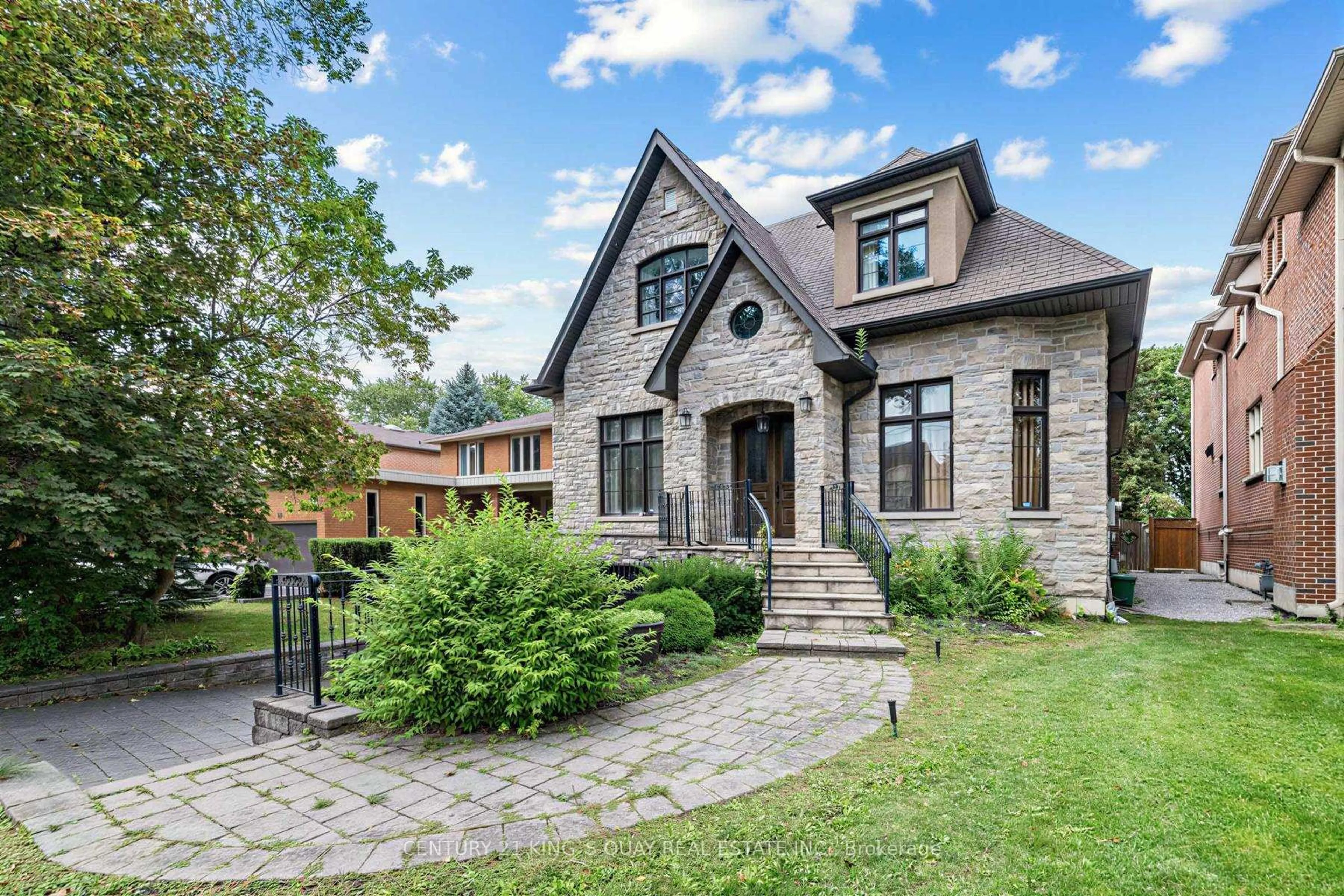 Home with brick exterior material, street for 58 spruce Ave, Richmond Hill Ontario L4C 6W1