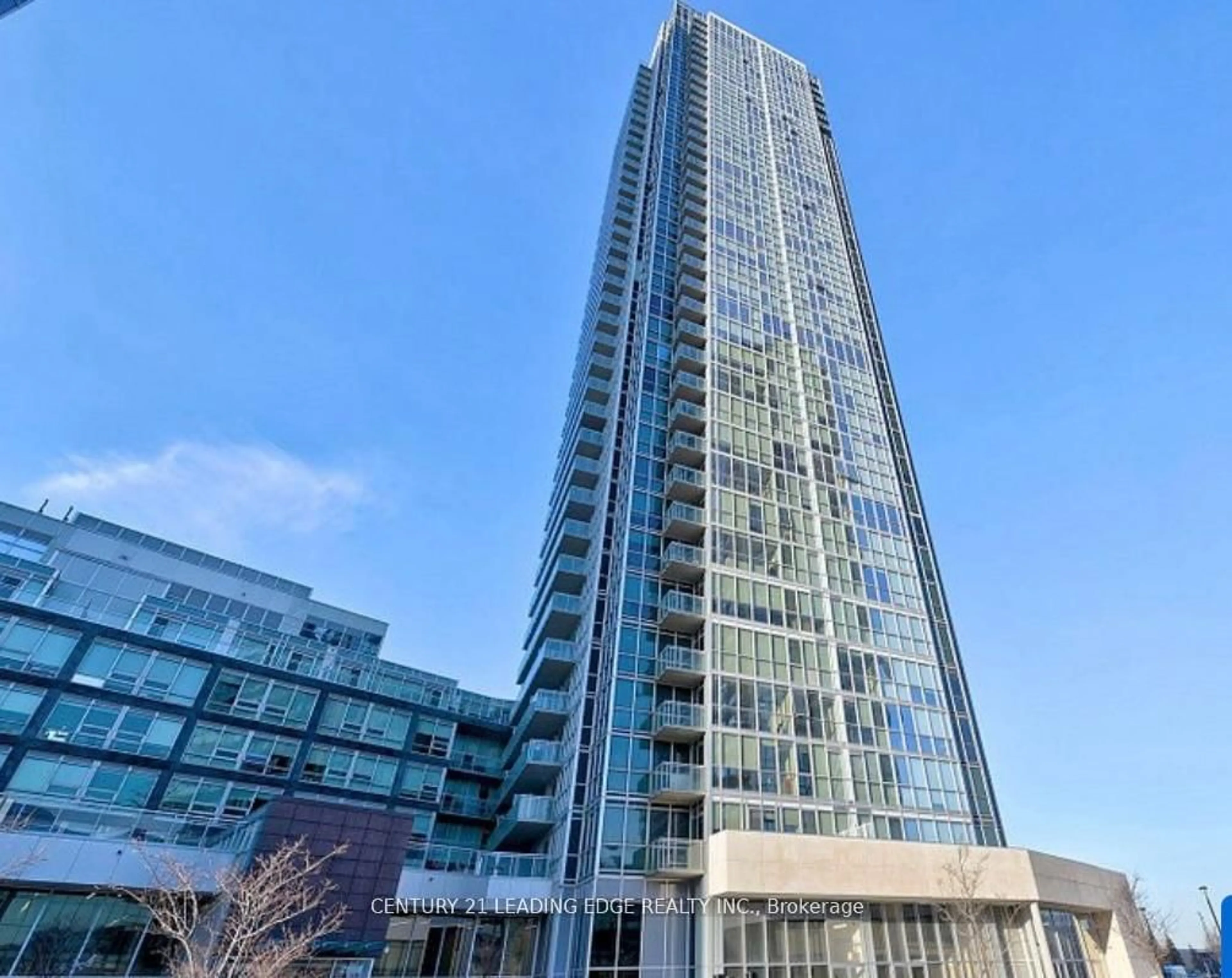 Indoor foyer for 2908 Hwy 7 #1207, Vaughan Ontario L4K 0K5