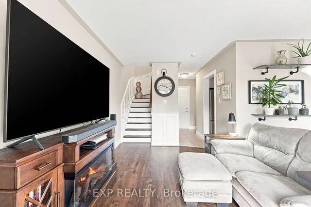 275 Old Homestead Rd #16, Georgina 5