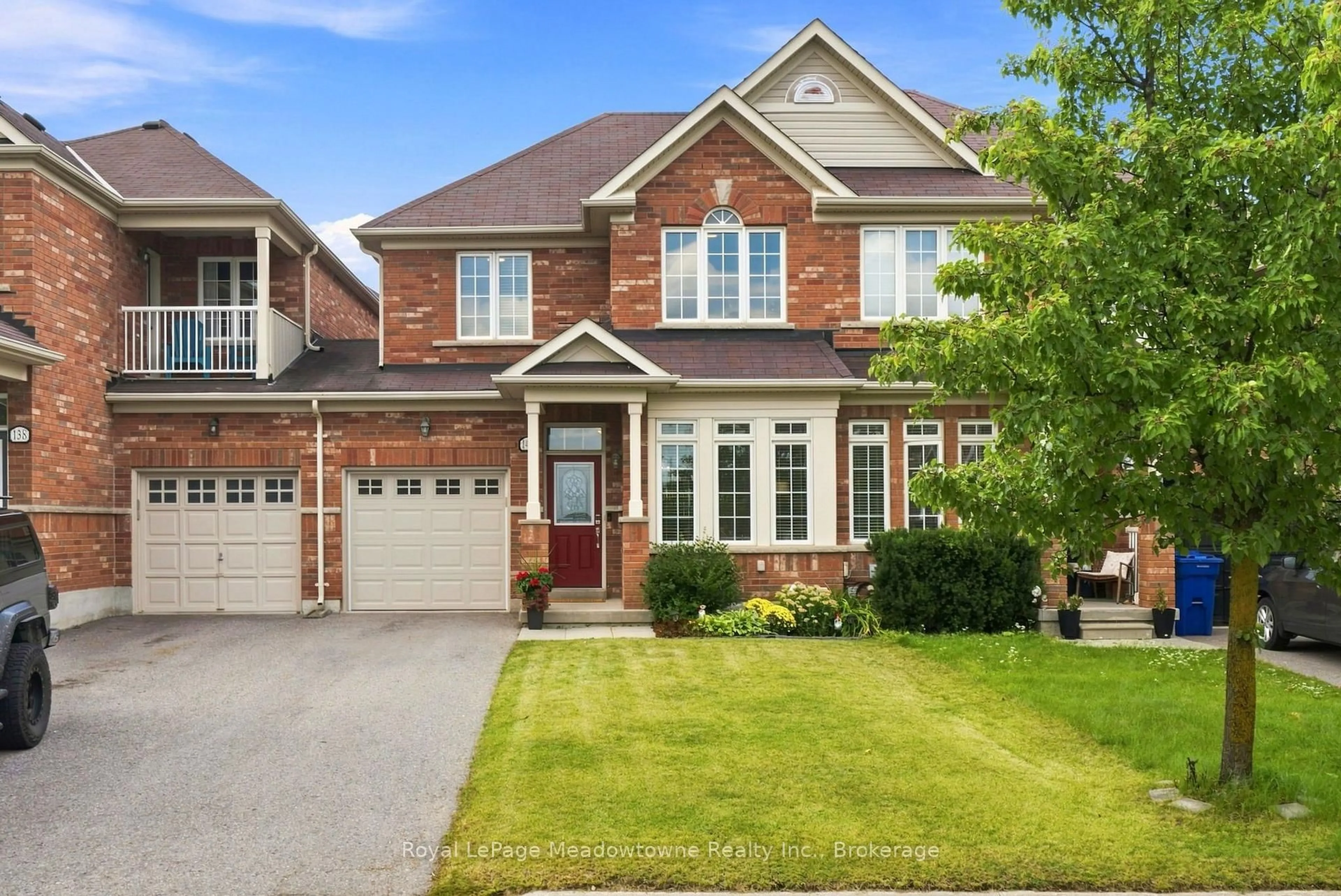 Home with brick exterior material, street for 140 Laurendale Ave, Georgina Ontario L4P 0C6