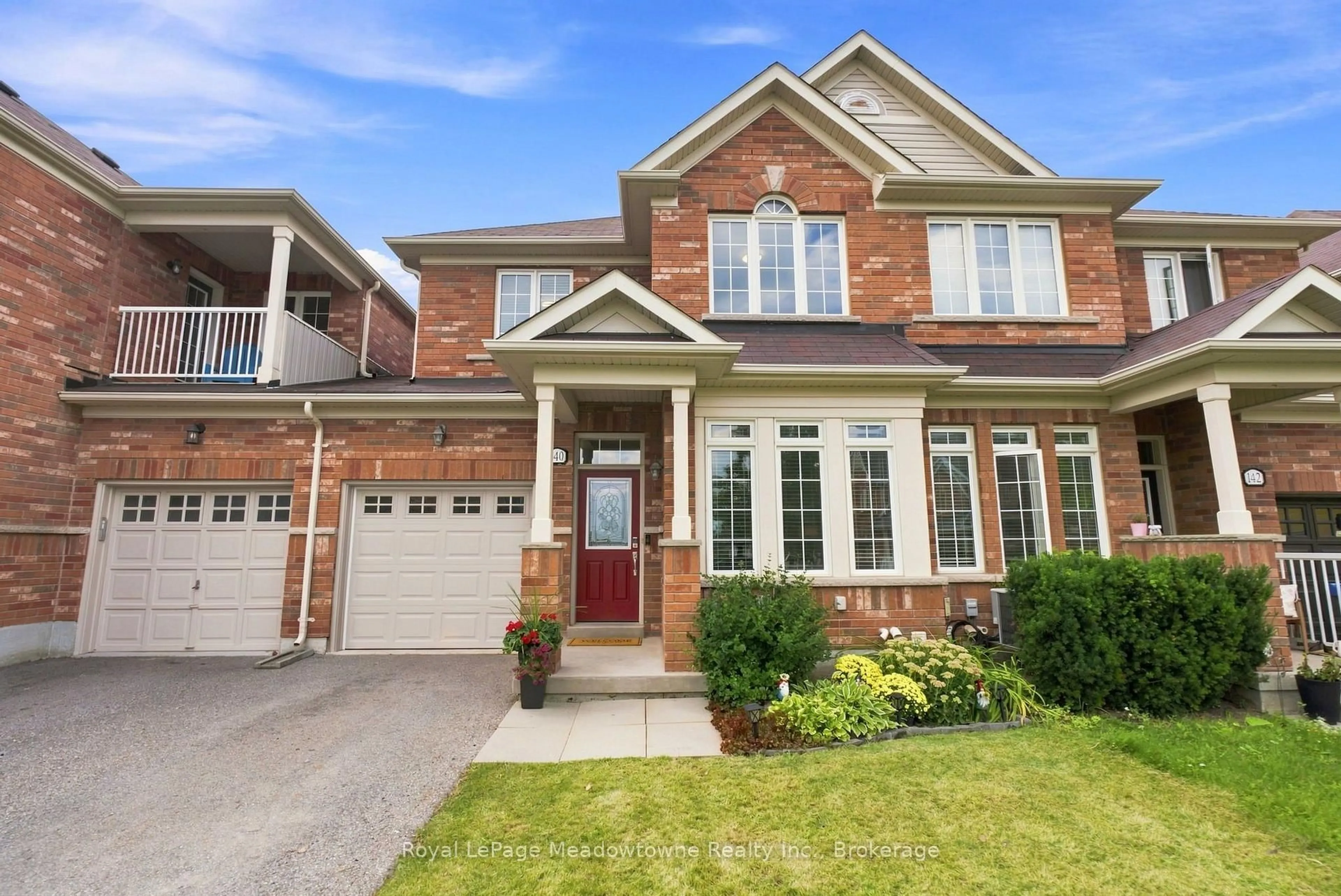 Home with brick exterior material, street for 140 Laurendale Ave, Georgina Ontario L4P 0C6