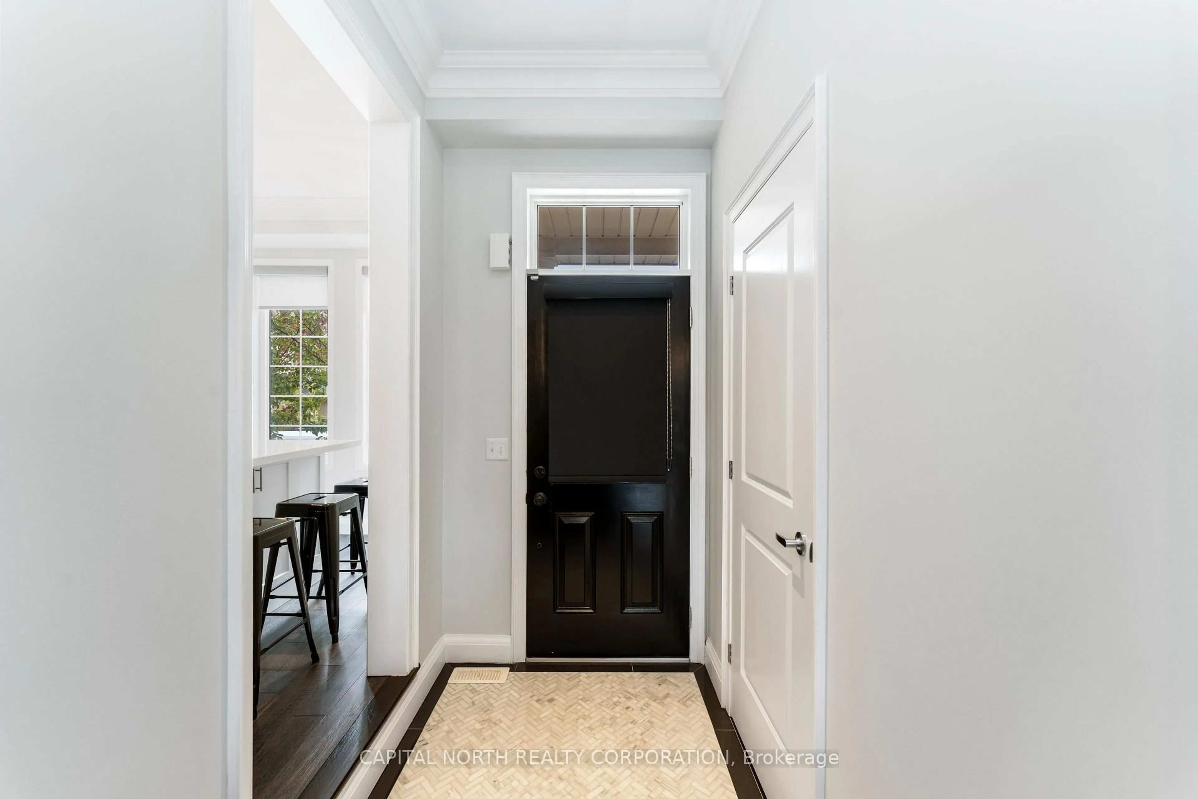 Indoor entryway for 15 Poetry Dr, Vaughan Ontario L4H 3P8