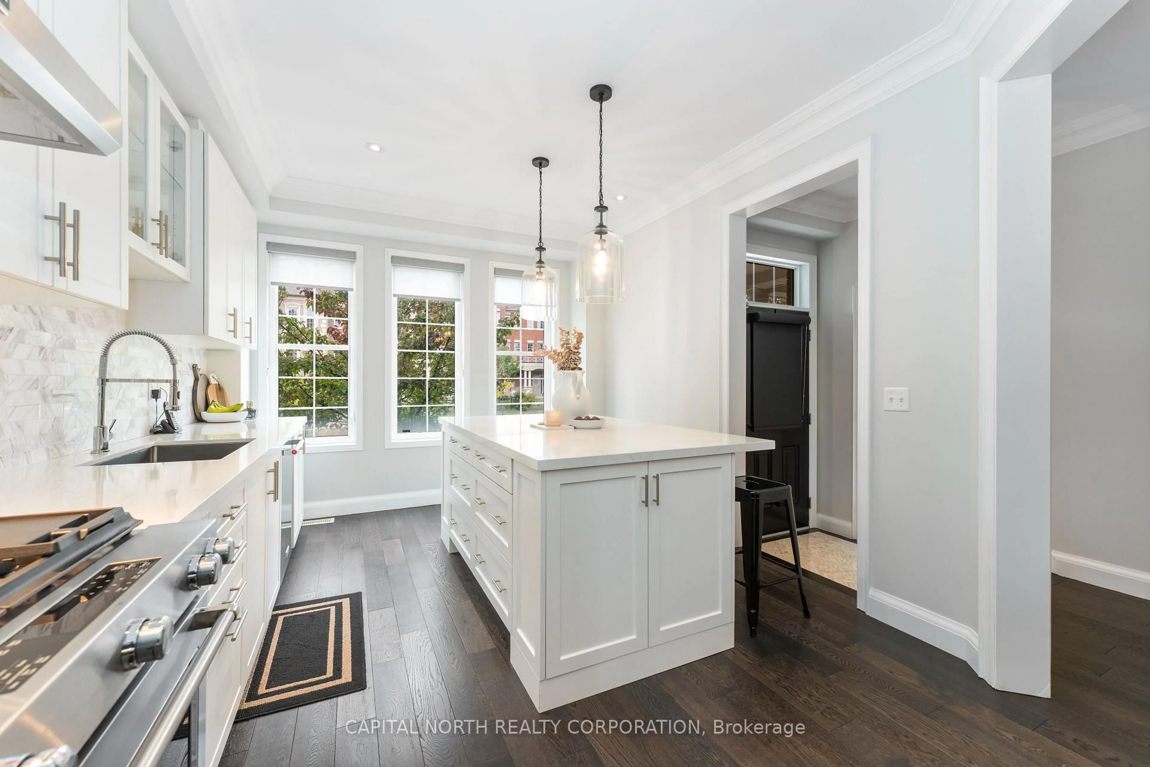 Open concept kitchen, unknown for 15 Poetry Dr, Vaughan Ontario L4H 3P8