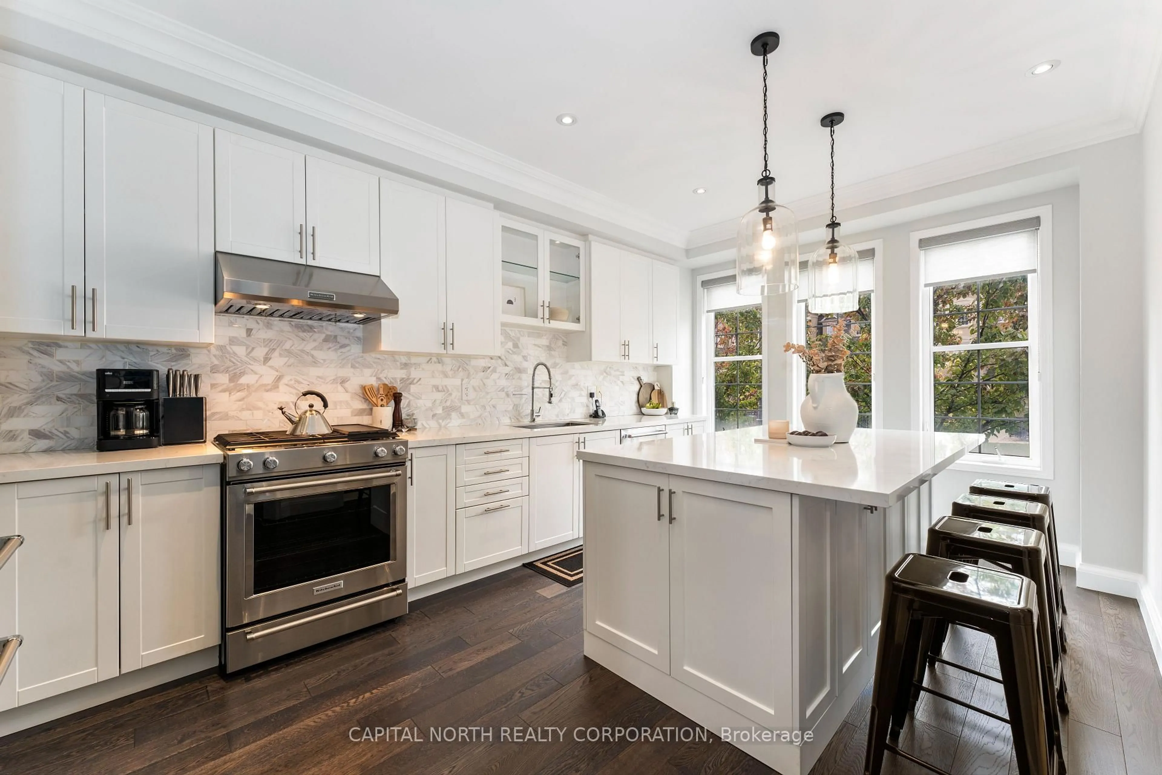Contemporary kitchen, ceramic/tile floor for 15 Poetry Dr, Vaughan Ontario L4H 3P8