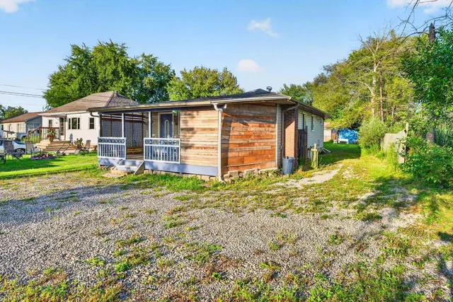 815 Lagoon Dr, Georgina 3