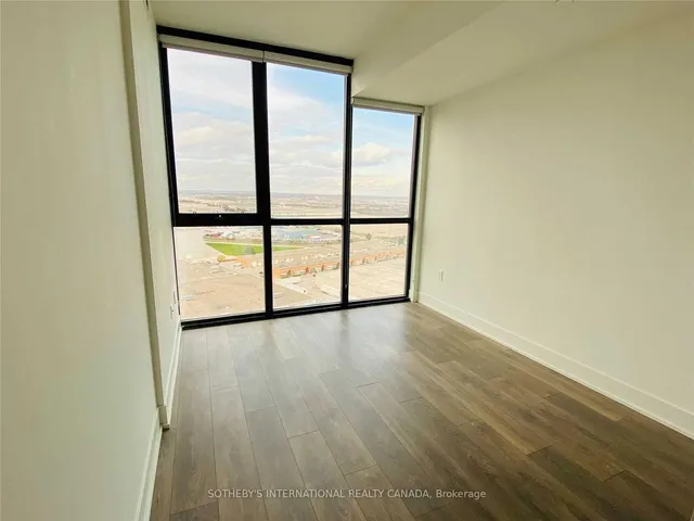 2916 Highway 7 #1707, Vaughan 3