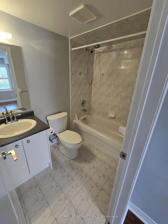 19 Azalea Gate Way, Markham 5