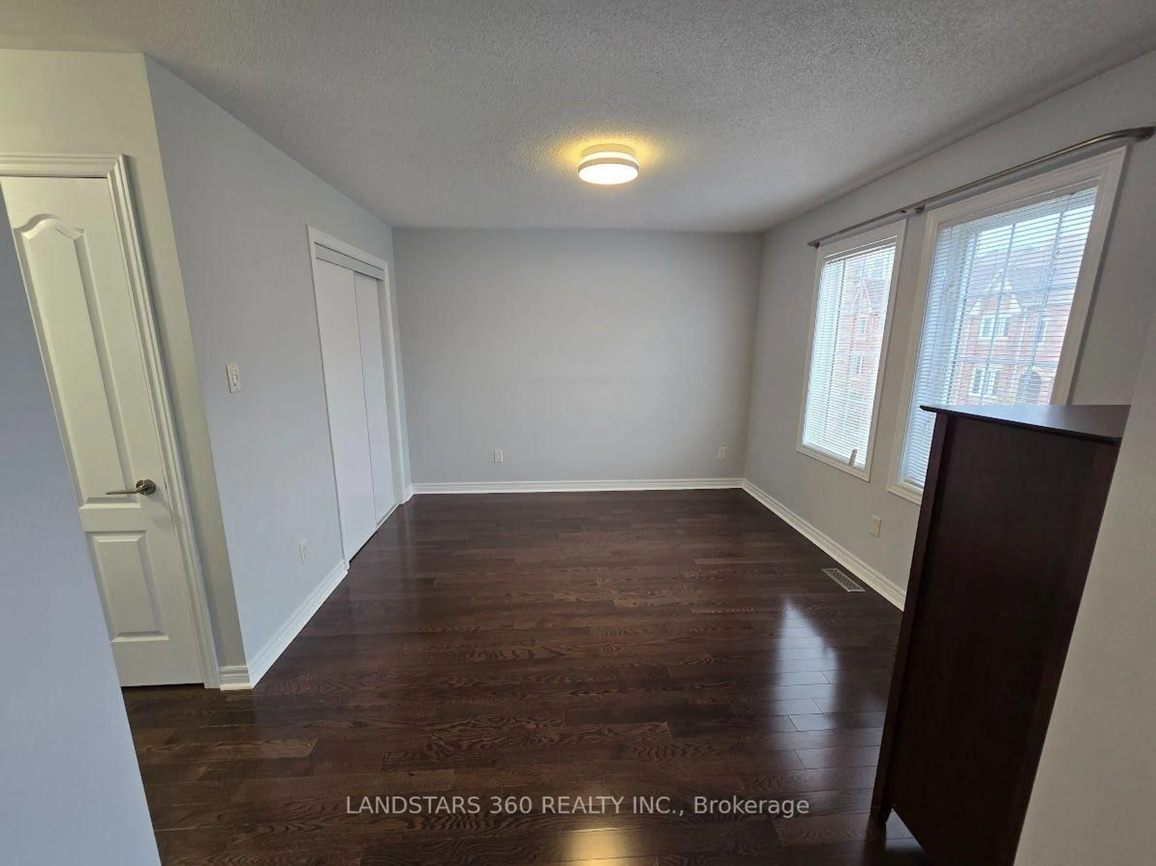 A pic of a room for 19 Azalea Gate Way, Markham Ontario L3T 7T9