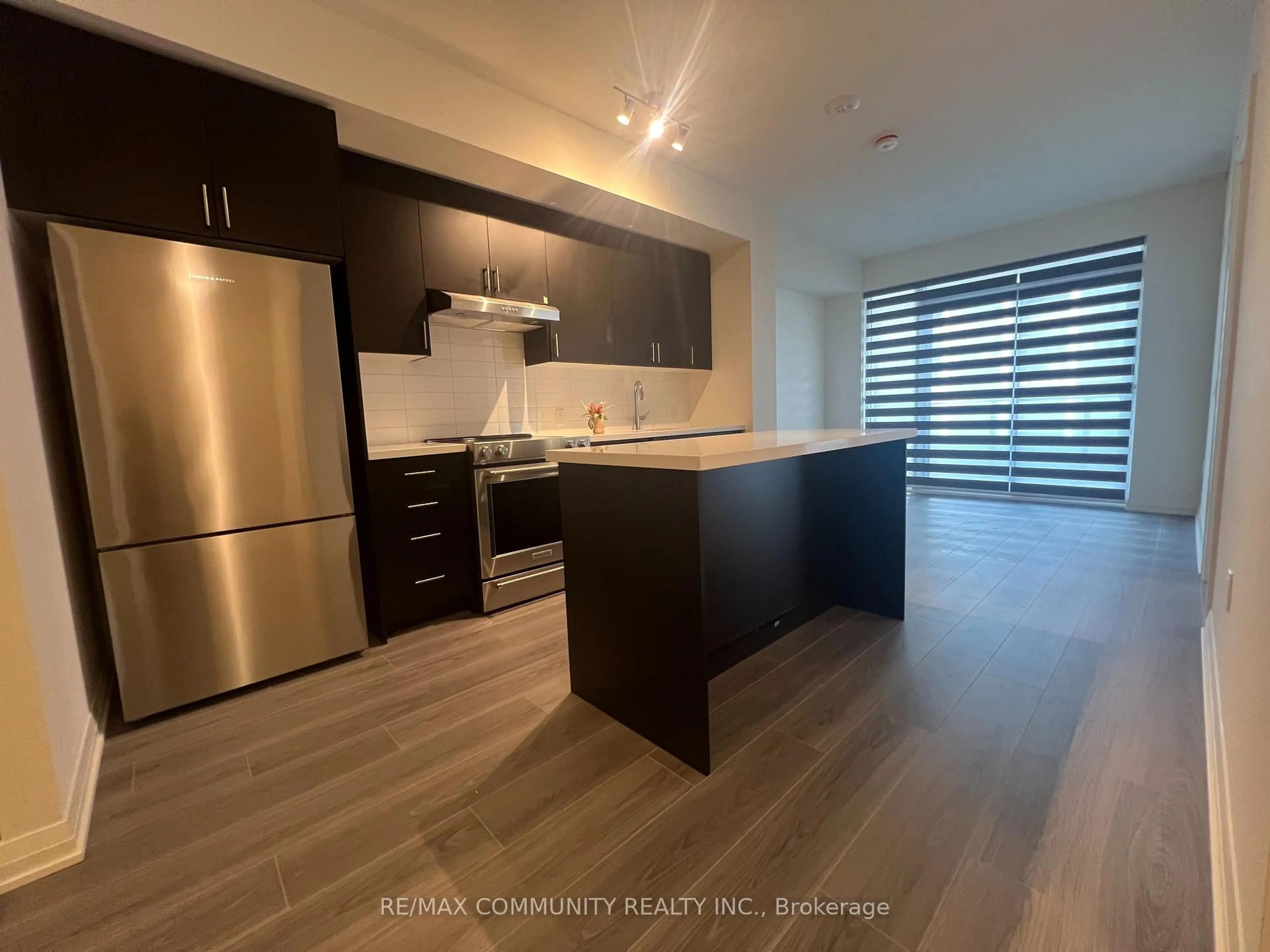 Open concept kitchen, unknown for 8960 Jane St #302, Vaughan Ontario L4K 0N9
