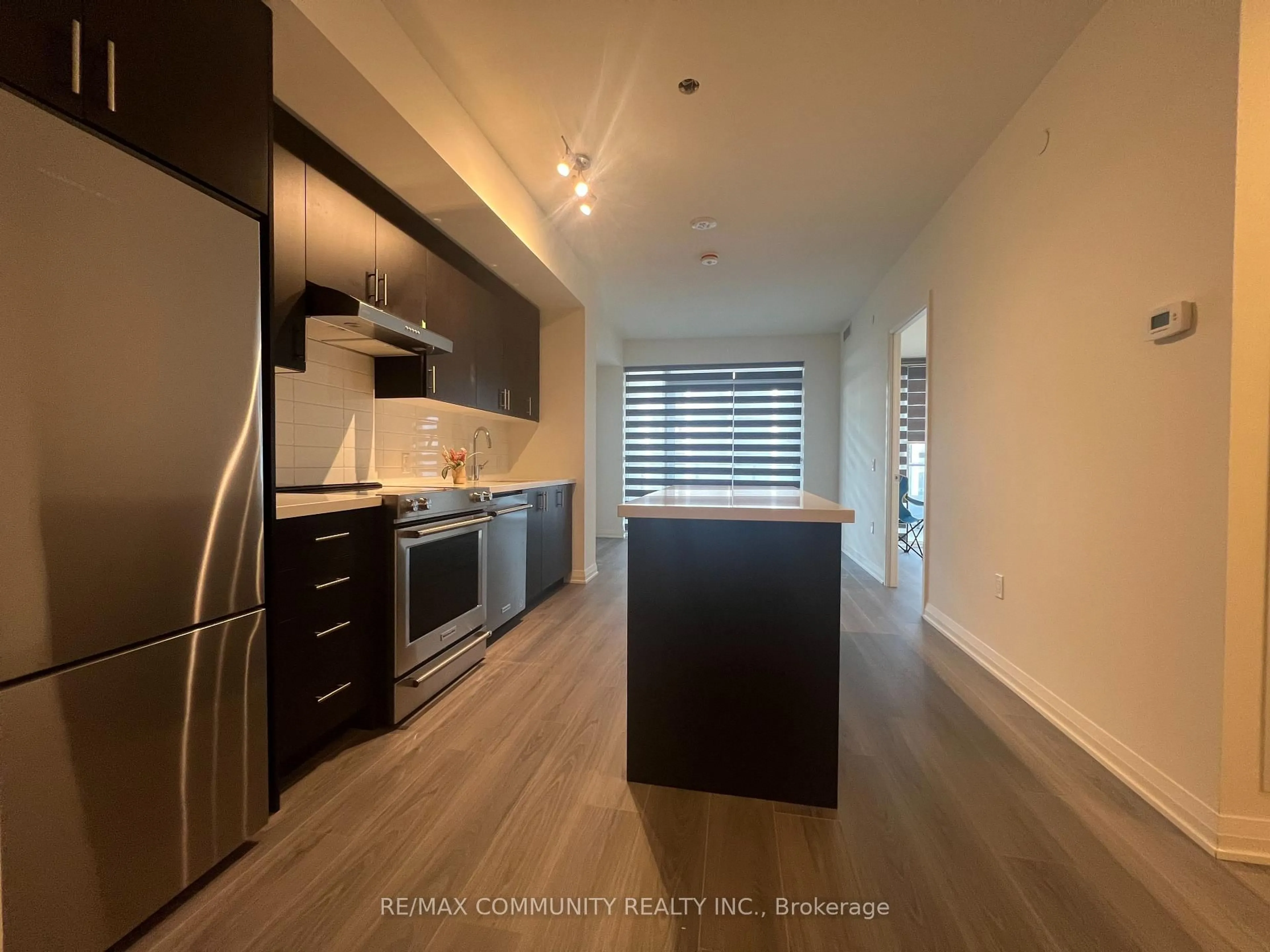 Open concept kitchen, unknown for 8960 Jane St #302, Vaughan Ontario L4K 0N9