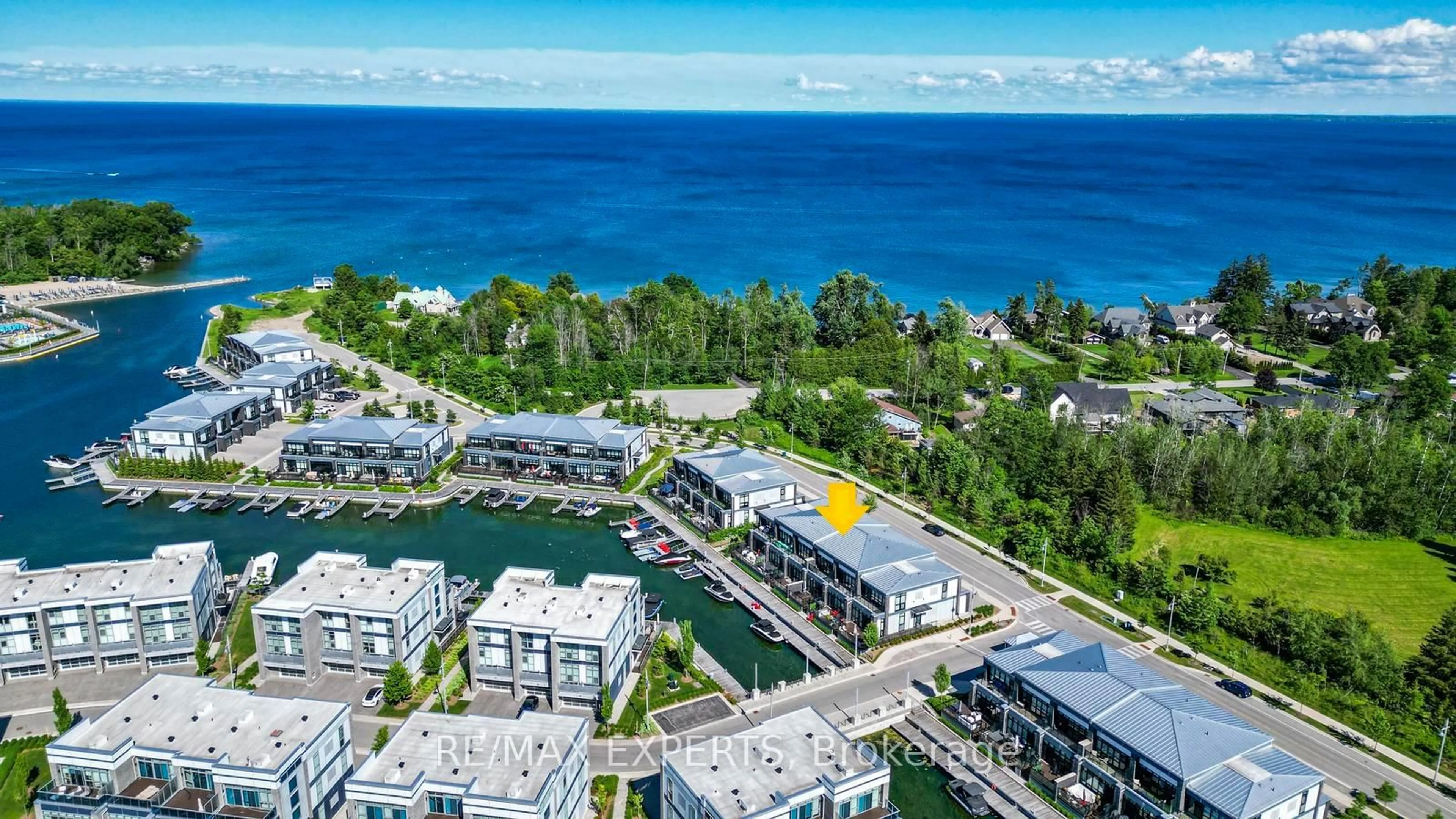 A pic from outside/outdoor area/front of a property/back of a property/a pic from drone, water/lake/river/ocean view for 3585 Riva Ave, Innisfil Ontario L9S 0L5