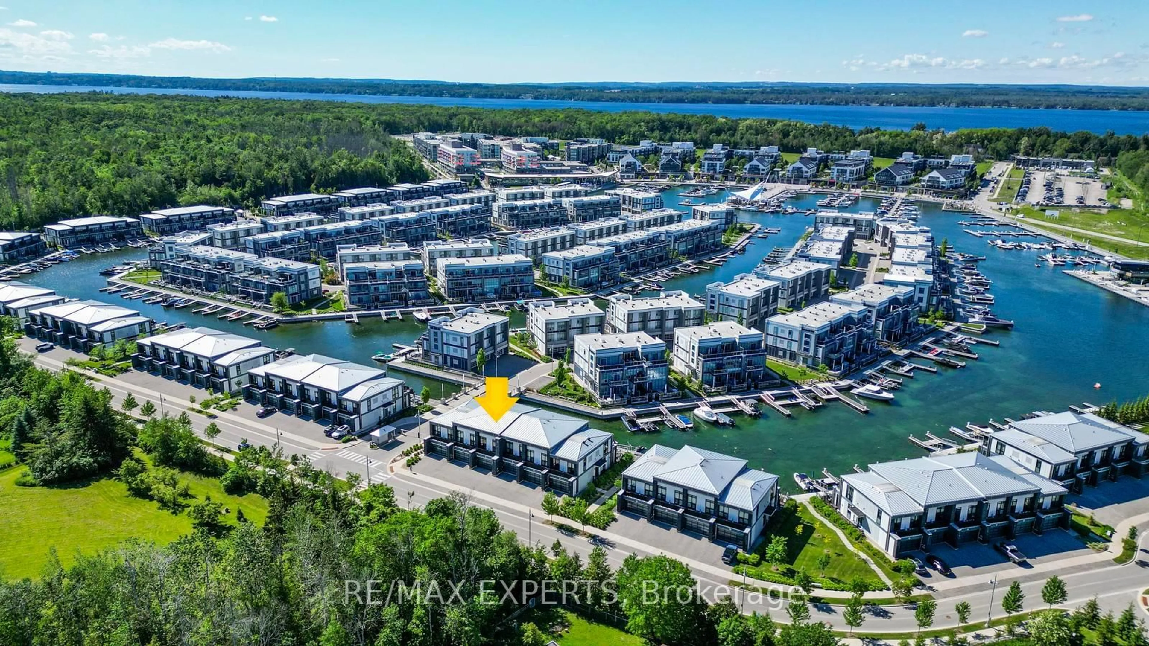 A pic from outside/outdoor area/front of a property/back of a property/a pic from drone, water/lake/river/ocean view for 3585 Riva Ave, Innisfil Ontario L9S 0L5