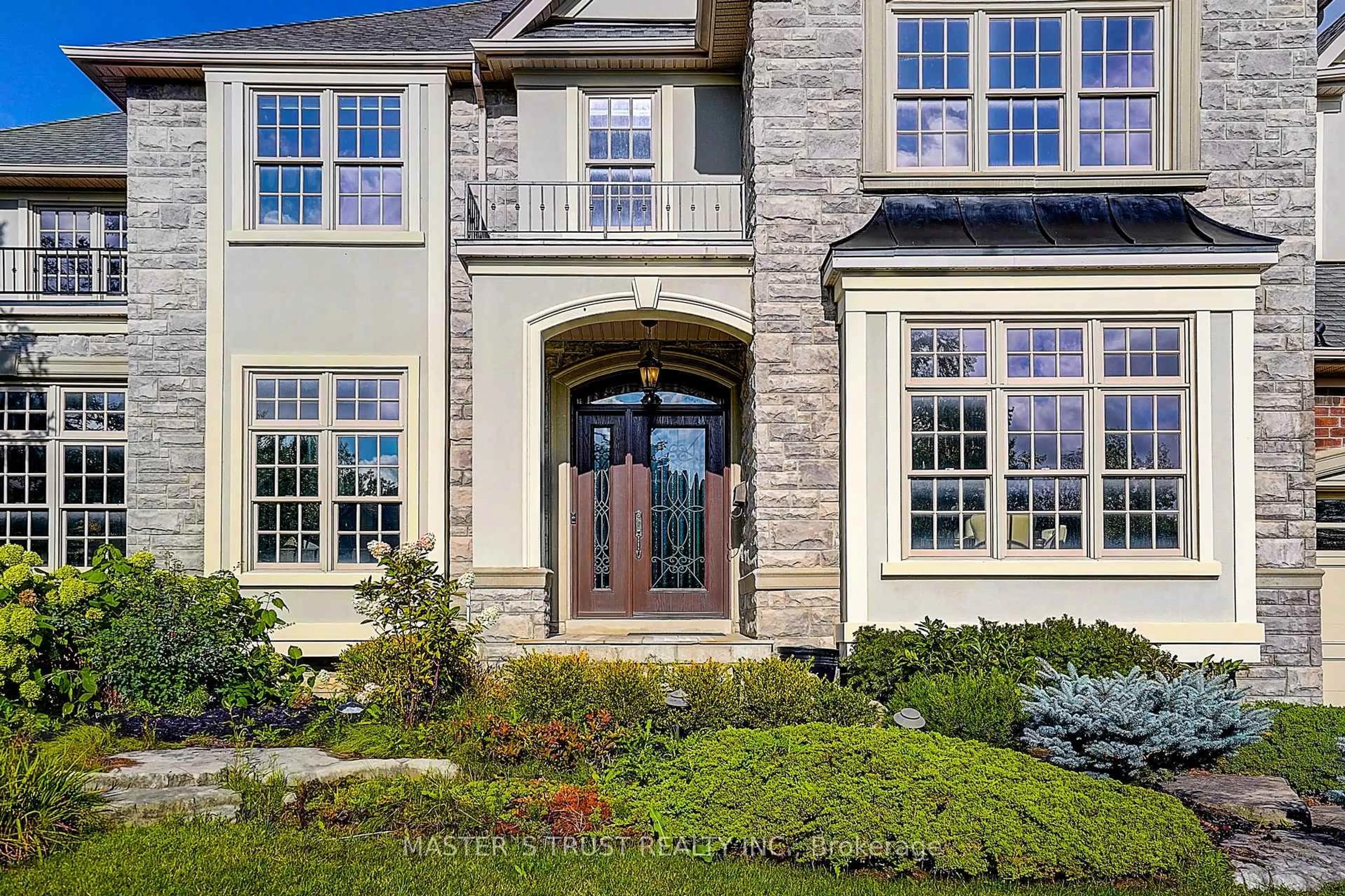 Home with brick exterior material, street for 122 Angus Glen Blvd, Markham Ontario L6C 3B8
