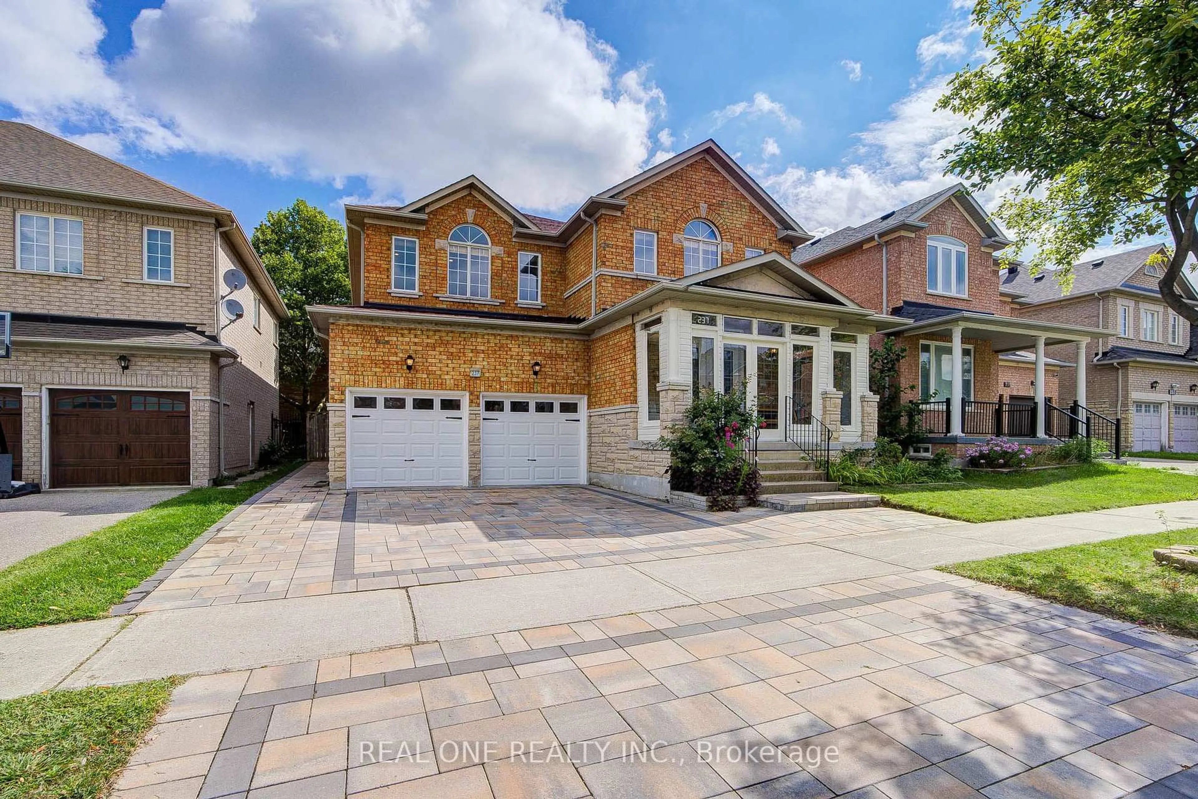 Home with brick exterior material, street for 237 Ridgecrest Rd, Markham Ontario L6C 2W8