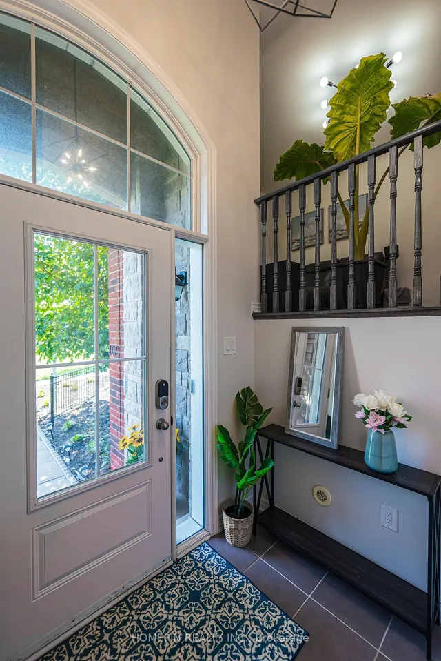307 Dundas Way, Markham 3