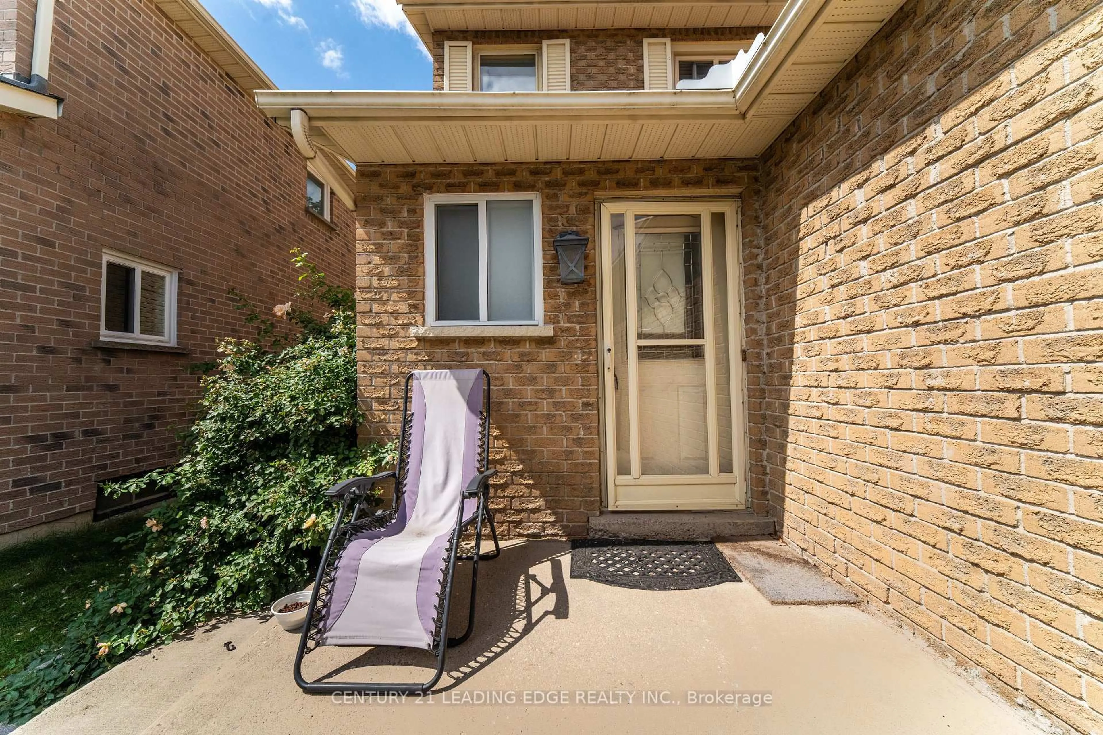 Unknown for 56 Sunshine Dr, Richmond Hill Ontario L4C 8J5