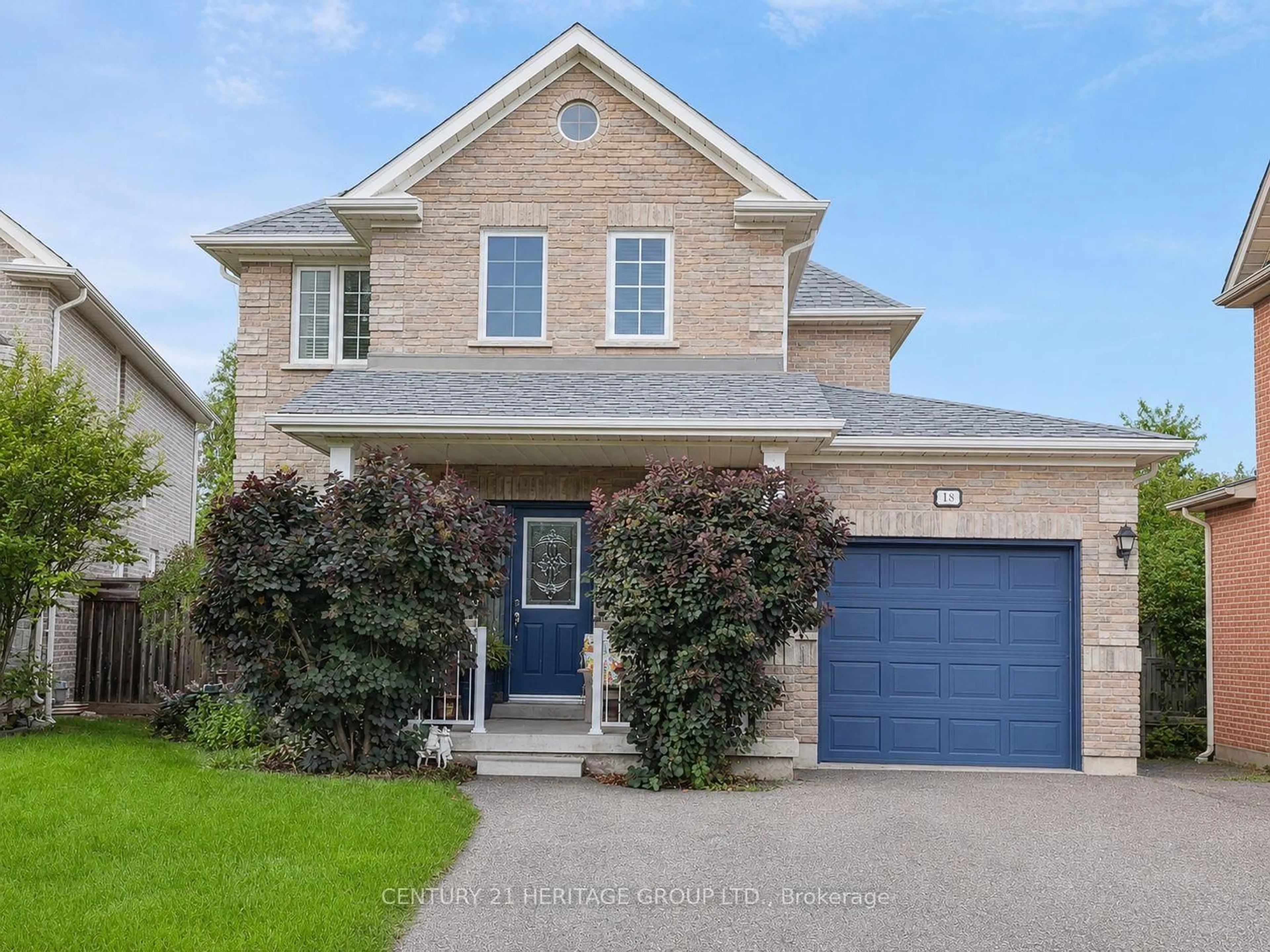 Home with brick exterior material, street for 18 Yorktown Pl, Georgina Ontario L4P 0A4