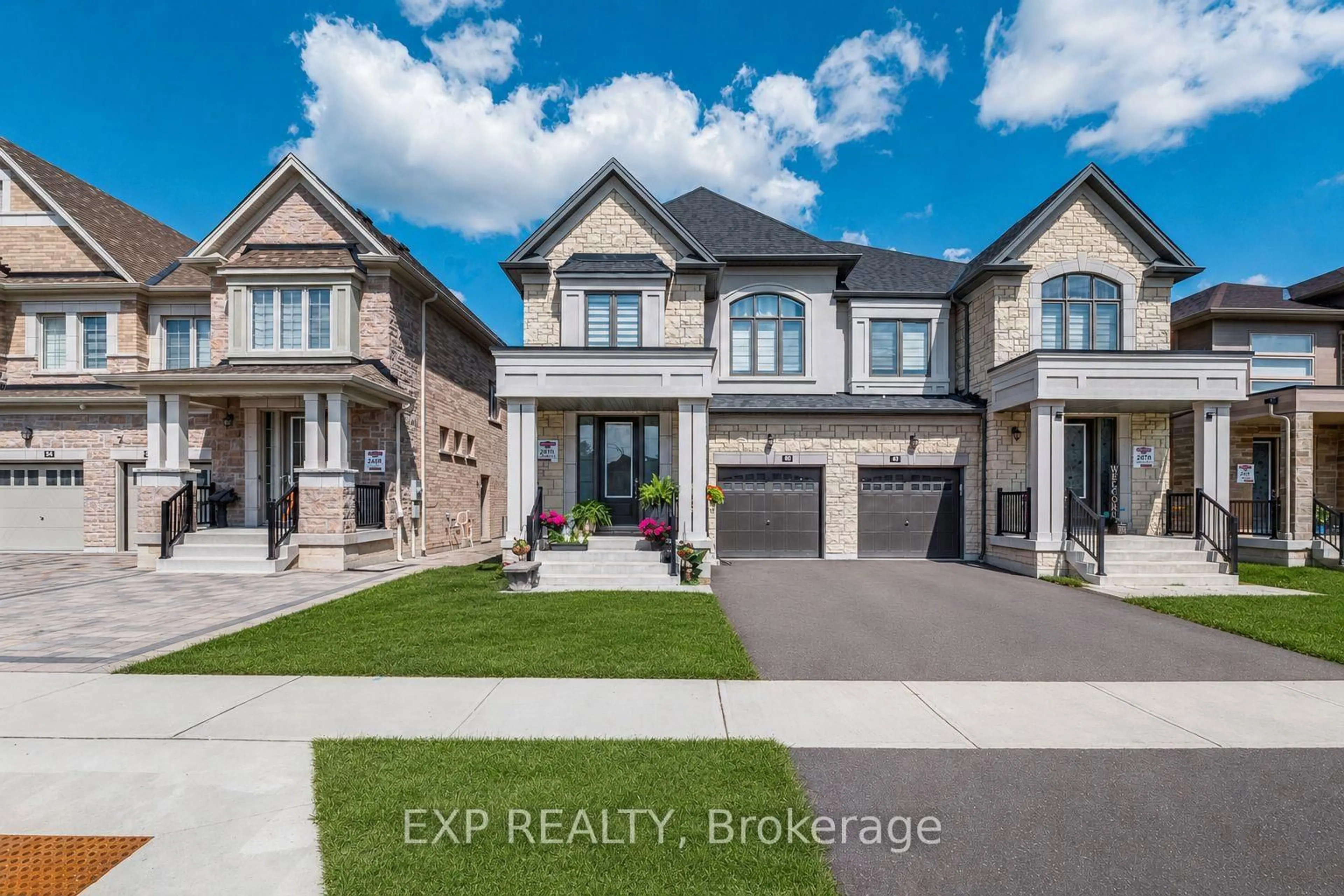 Home with brick exterior material, street for 50 Kentledge Ave, East Gwillimbury Ontario L9N 0W3