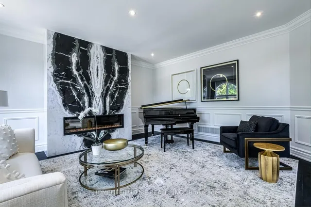 19 Noble St, Markham 5