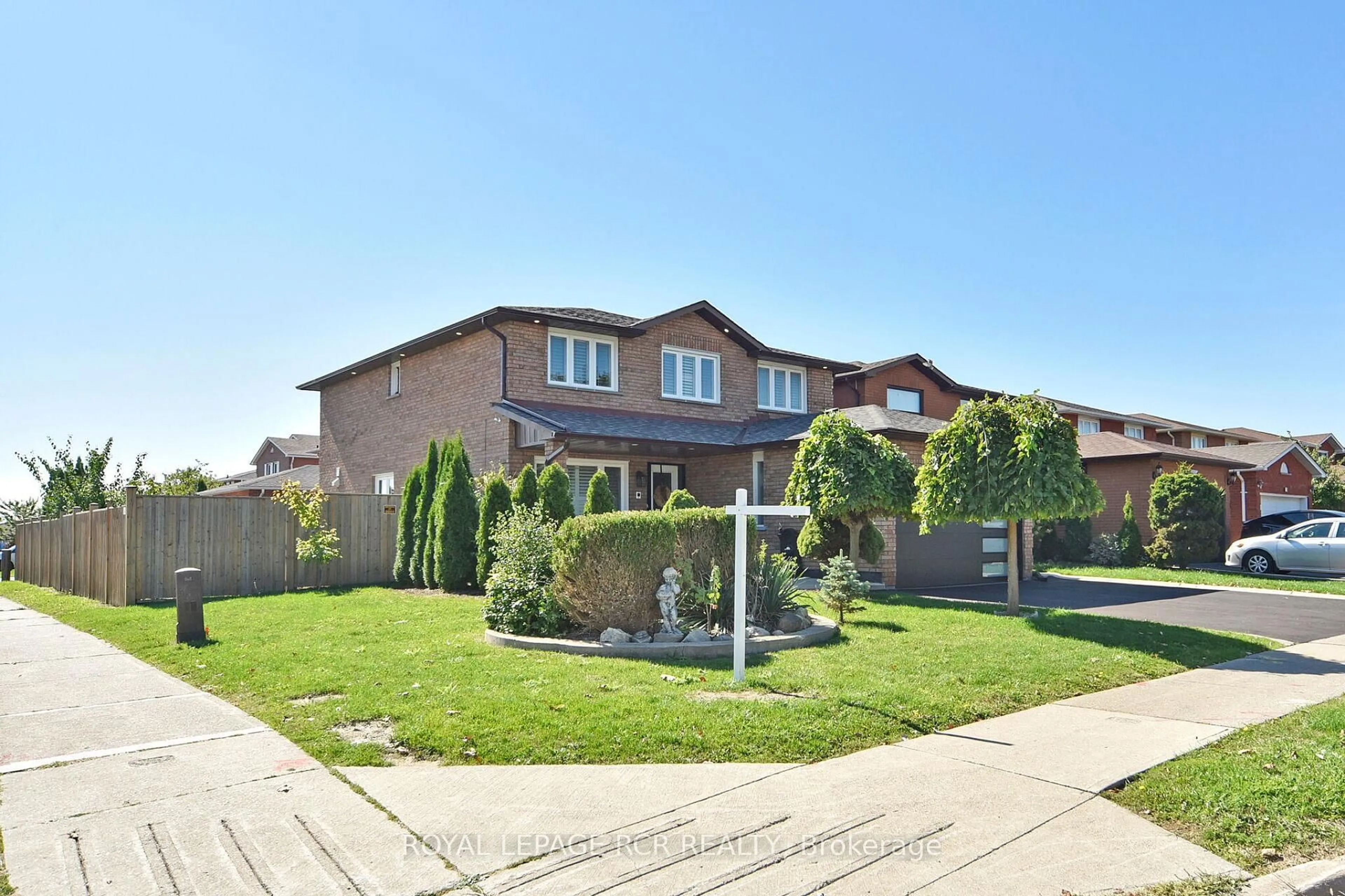 Home with brick exterior material, street for 3 Jackman Cres, Vaughan Ontario L4L 6P3