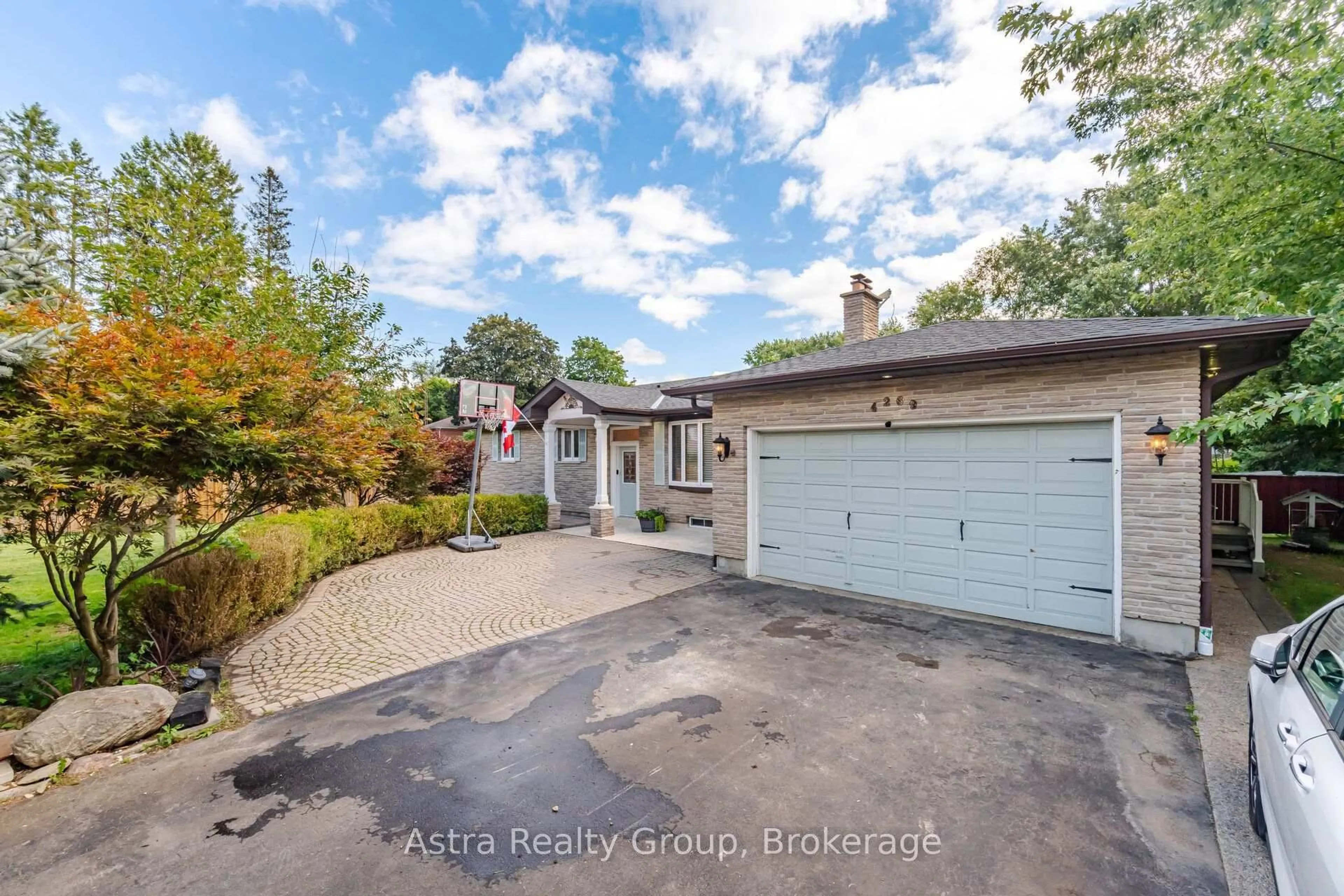 A pic from outside/outdoor area/front of a property/back of a property/a pic from drone, unknown for 4269 Lloydtown/Aurora Rd, King Ontario L7B 0E6