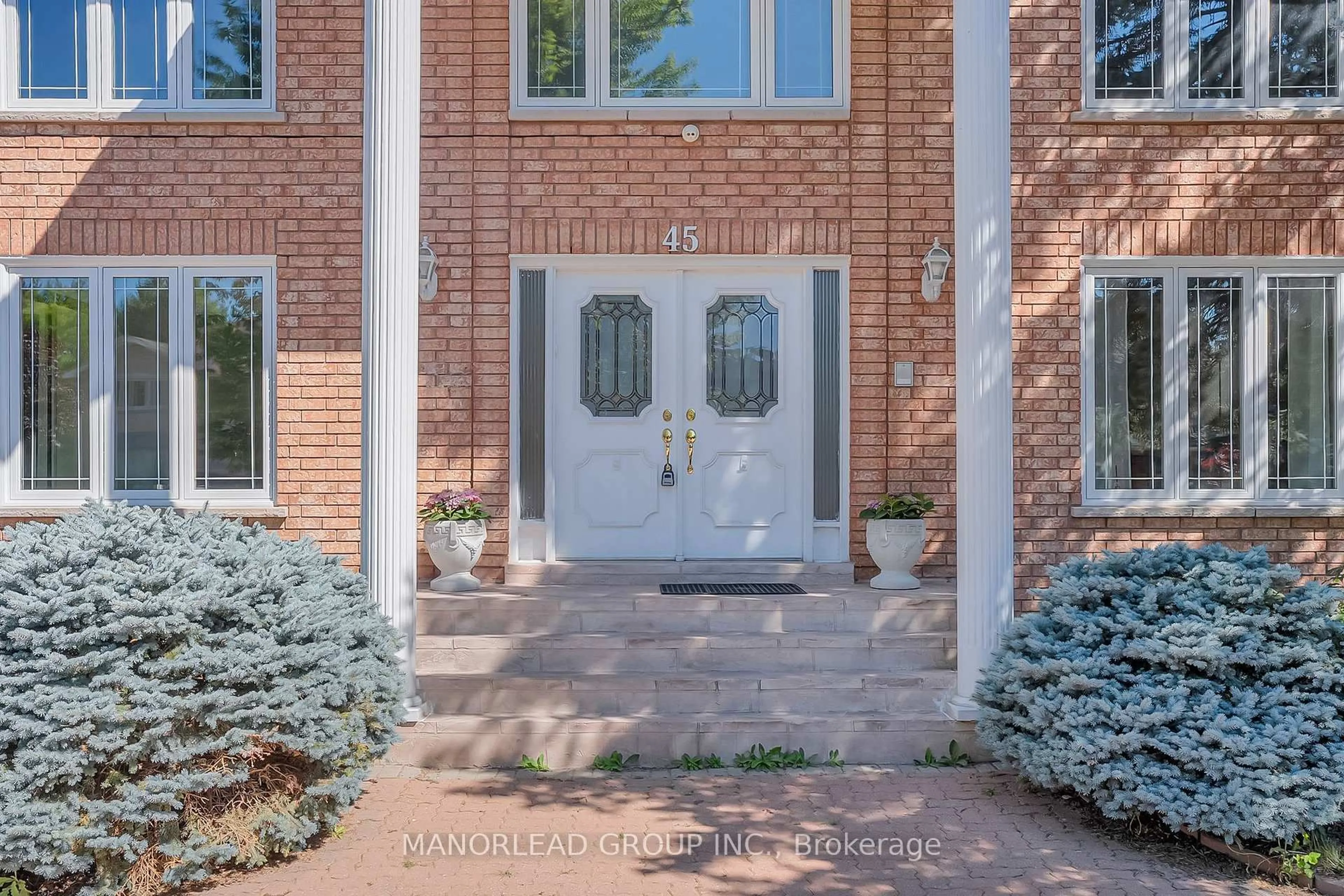 Home with brick exterior material, street for 45 Aitken Circ, Markham Ontario L3R 7L3
