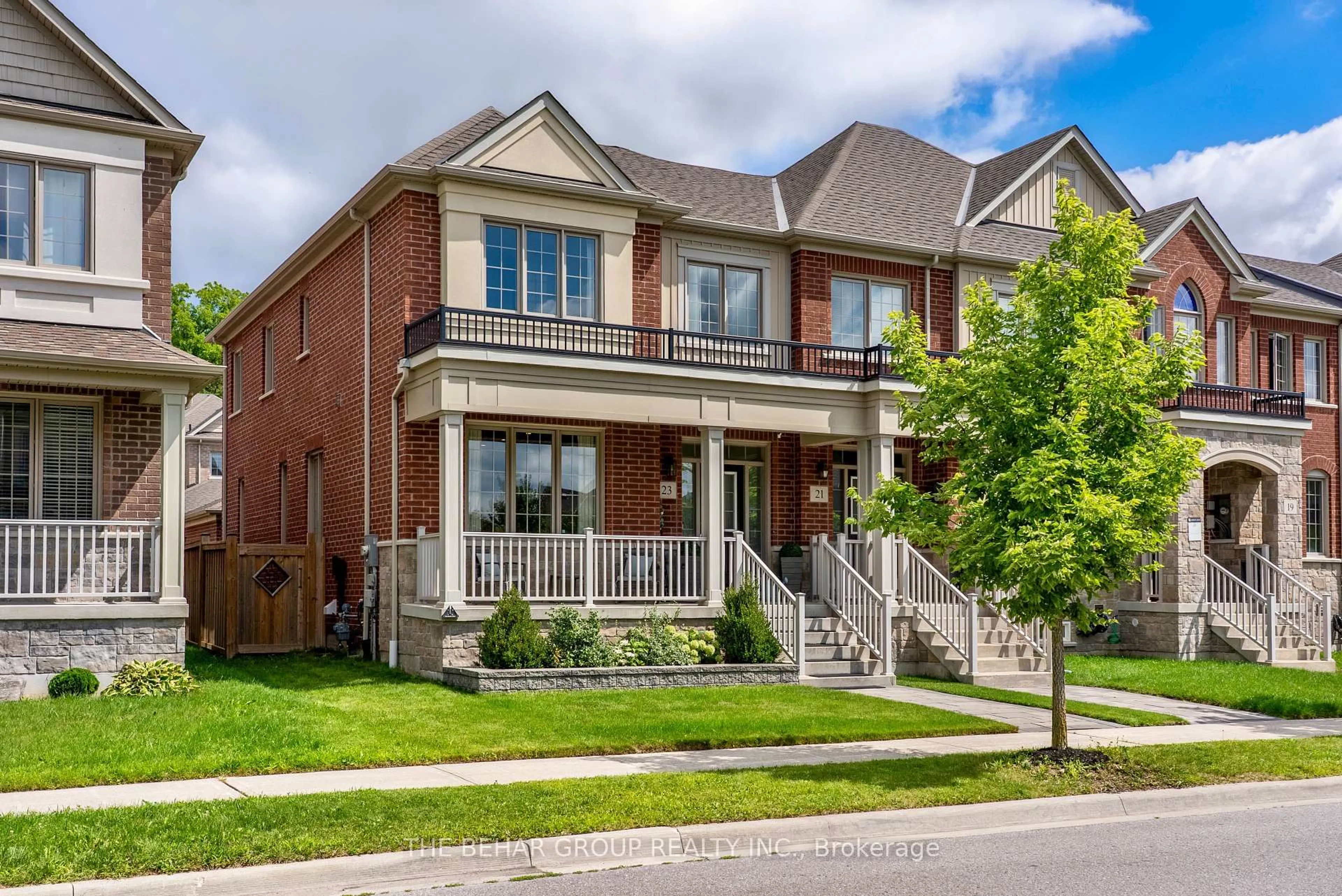 Home with brick exterior material, street for 23 Carratuck St, East Gwillimbury Ontario L9N 0L6