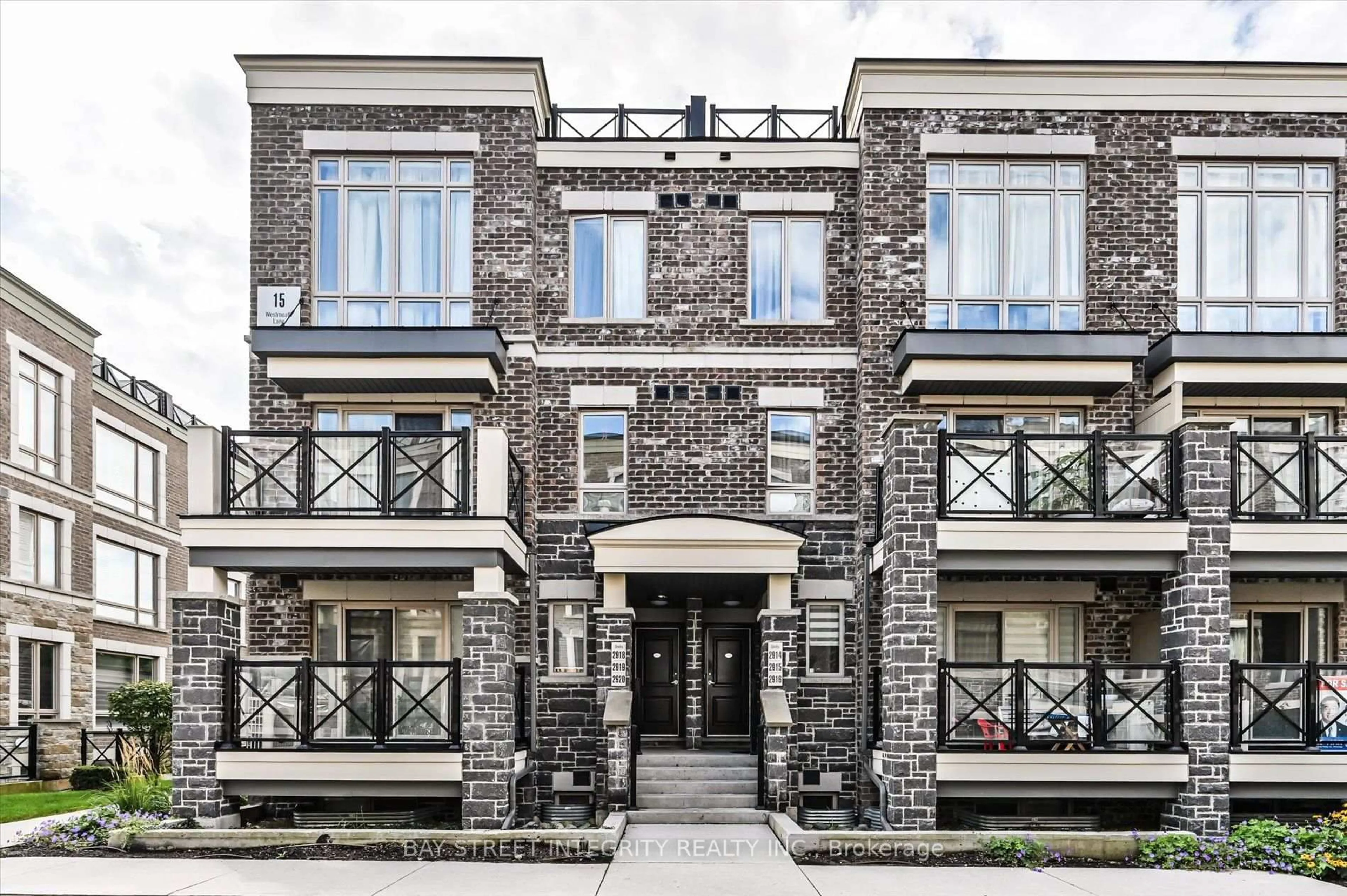 Home with brick exterior material, building for 15 Westmeath Lane #2916, Markham Ontario L6B 0A8