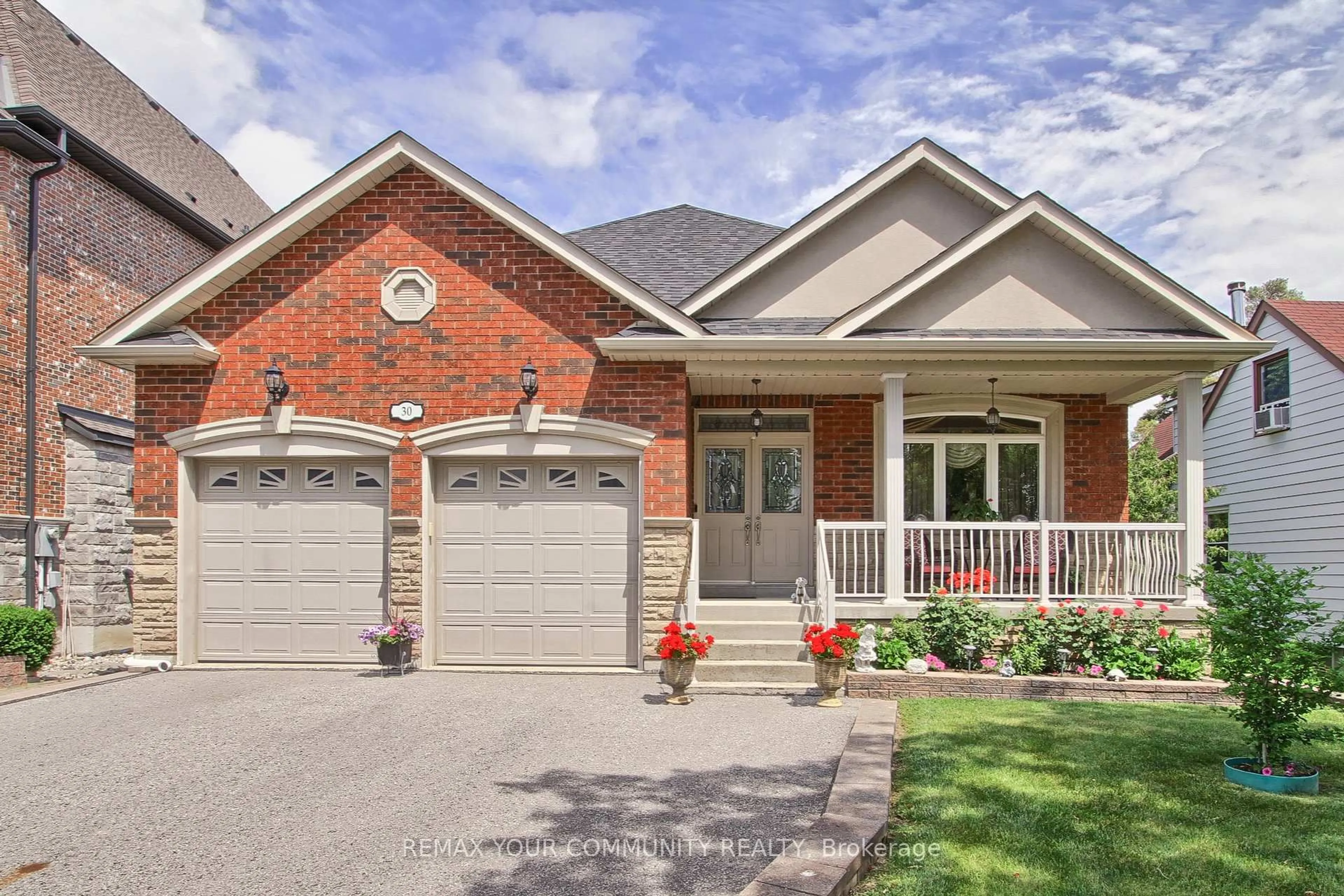 Home with brick exterior material, street for 30 ELM GROVE Ave, Richmond Hill Ontario L4E 2T1