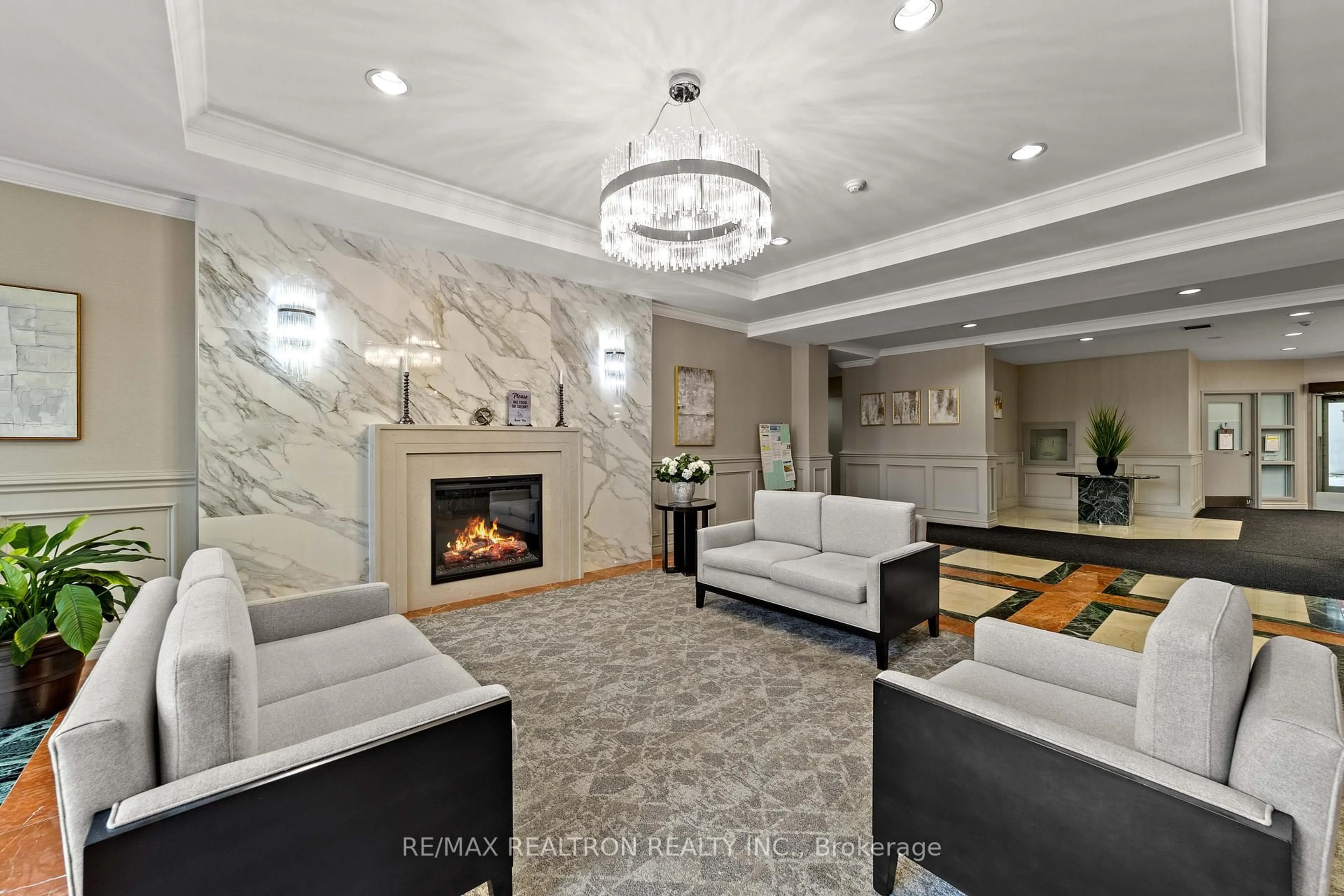 Lobby for 11 Townsgate Dr #312, Vaughan Ontario L4J 8G4
