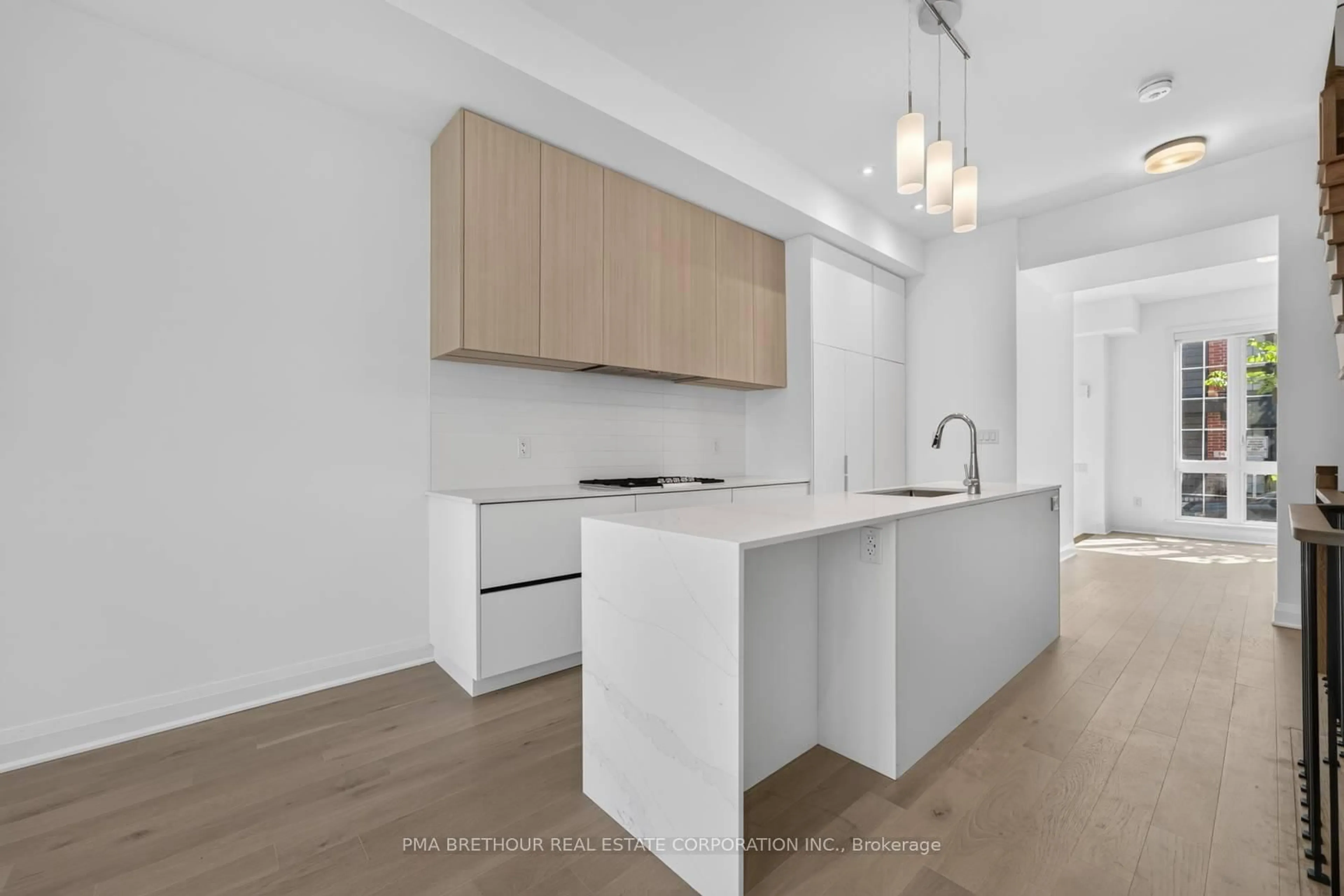 Unknown for 101 Alton Cres, Vaughan Ontario L4J 0M1
