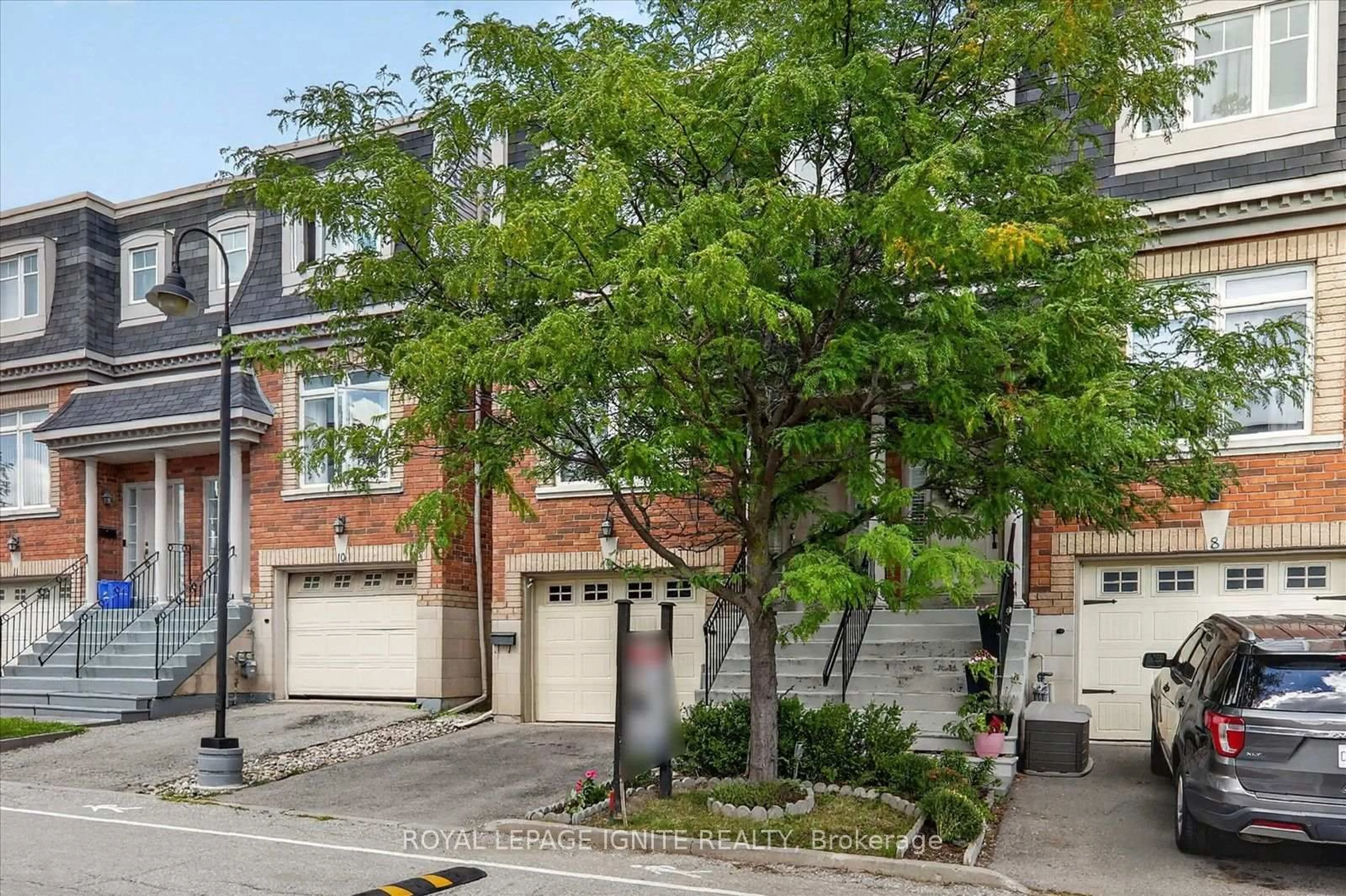 A pic from outside/outdoor area/front of a property/back of a property/a pic from drone, street for 8032 Kipling Ave #9, Vaughan Ontario L4L 2A1