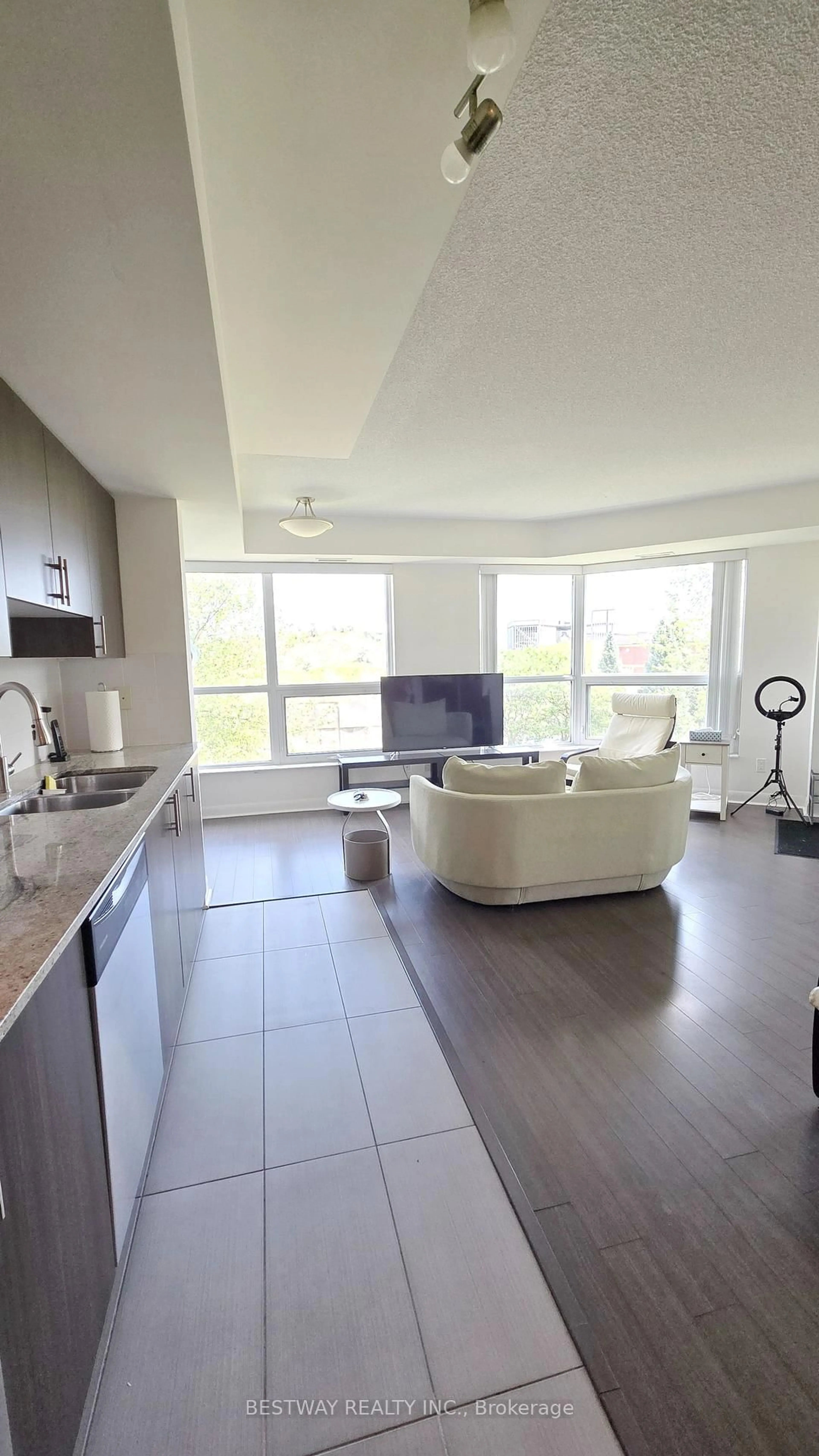 Unknown for 75 Norman Bethune Ave #208, Richmond Hill Ontario L4B 0B6