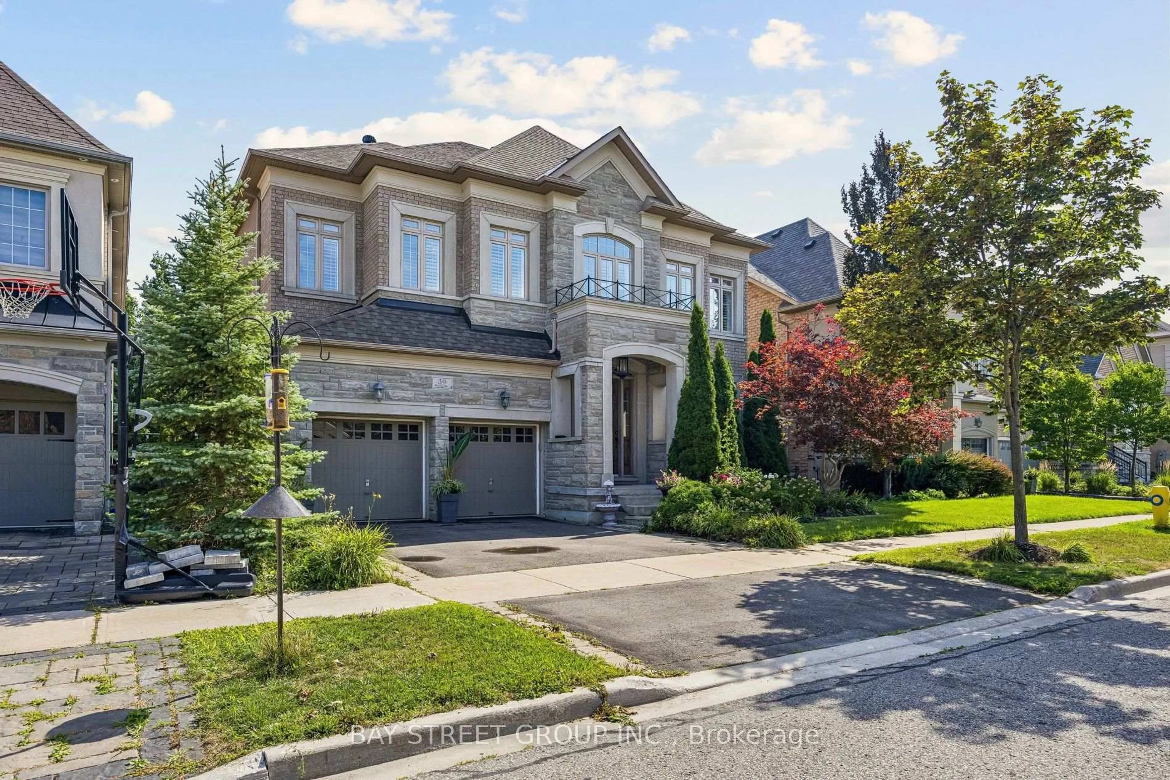 Home with brick exterior material, street for 39 Harley Dr, Vaughan Ontario L4H 3P4
