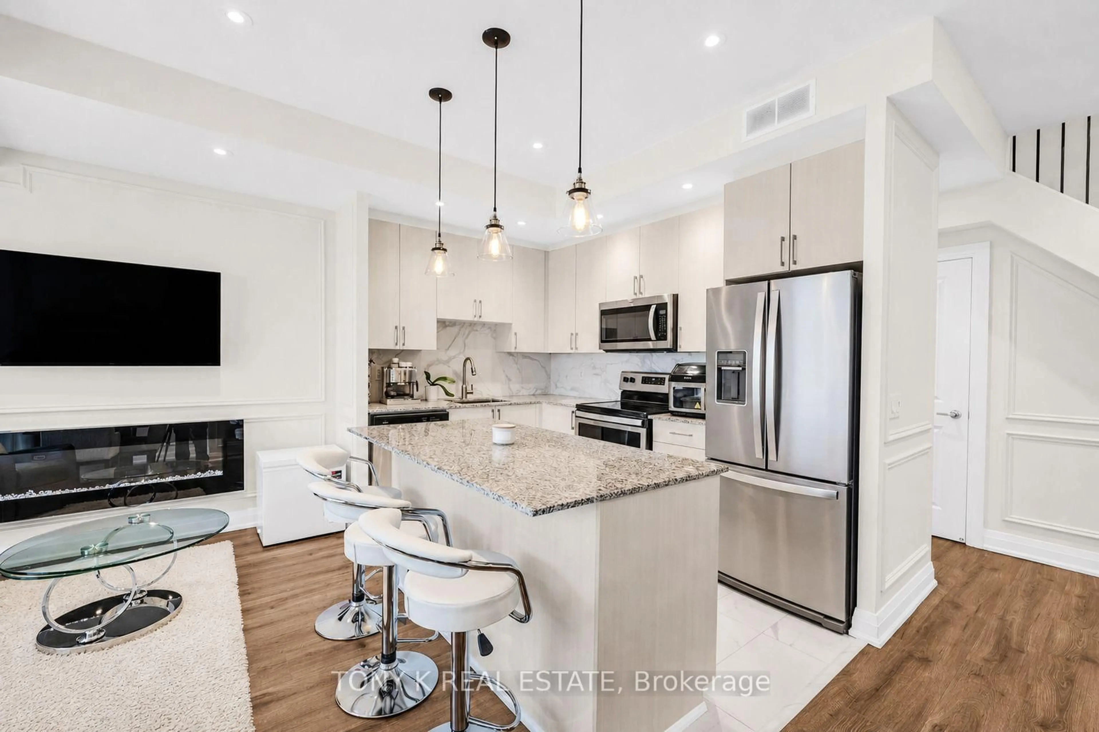 Open concept kitchen, ceramic/tile floor for 5309 Highway 7 #A203, Vaughan Ontario L4L 0J1
