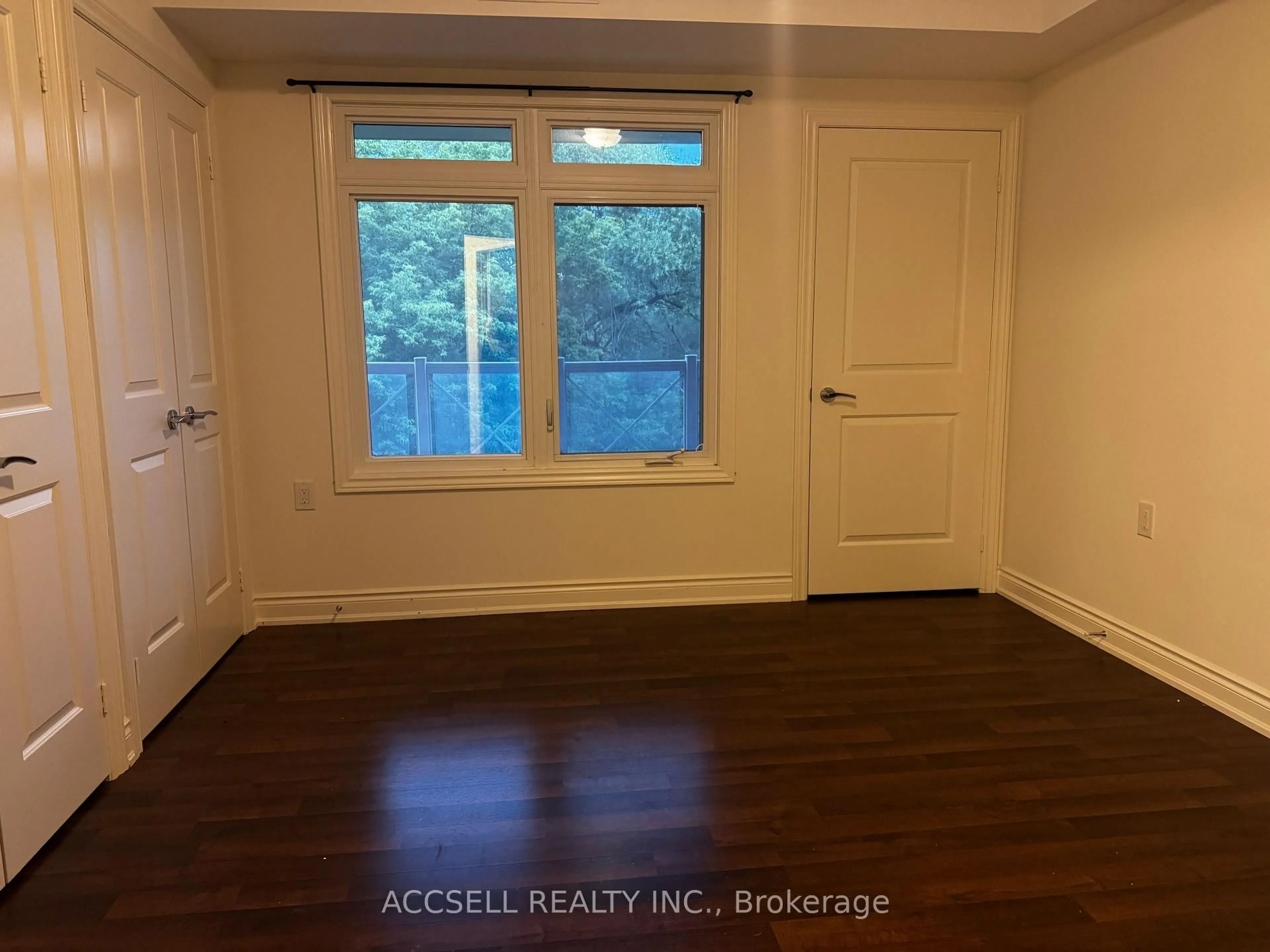 A pic of a room for 149 Church St #406, King Ontario L0G 1T0