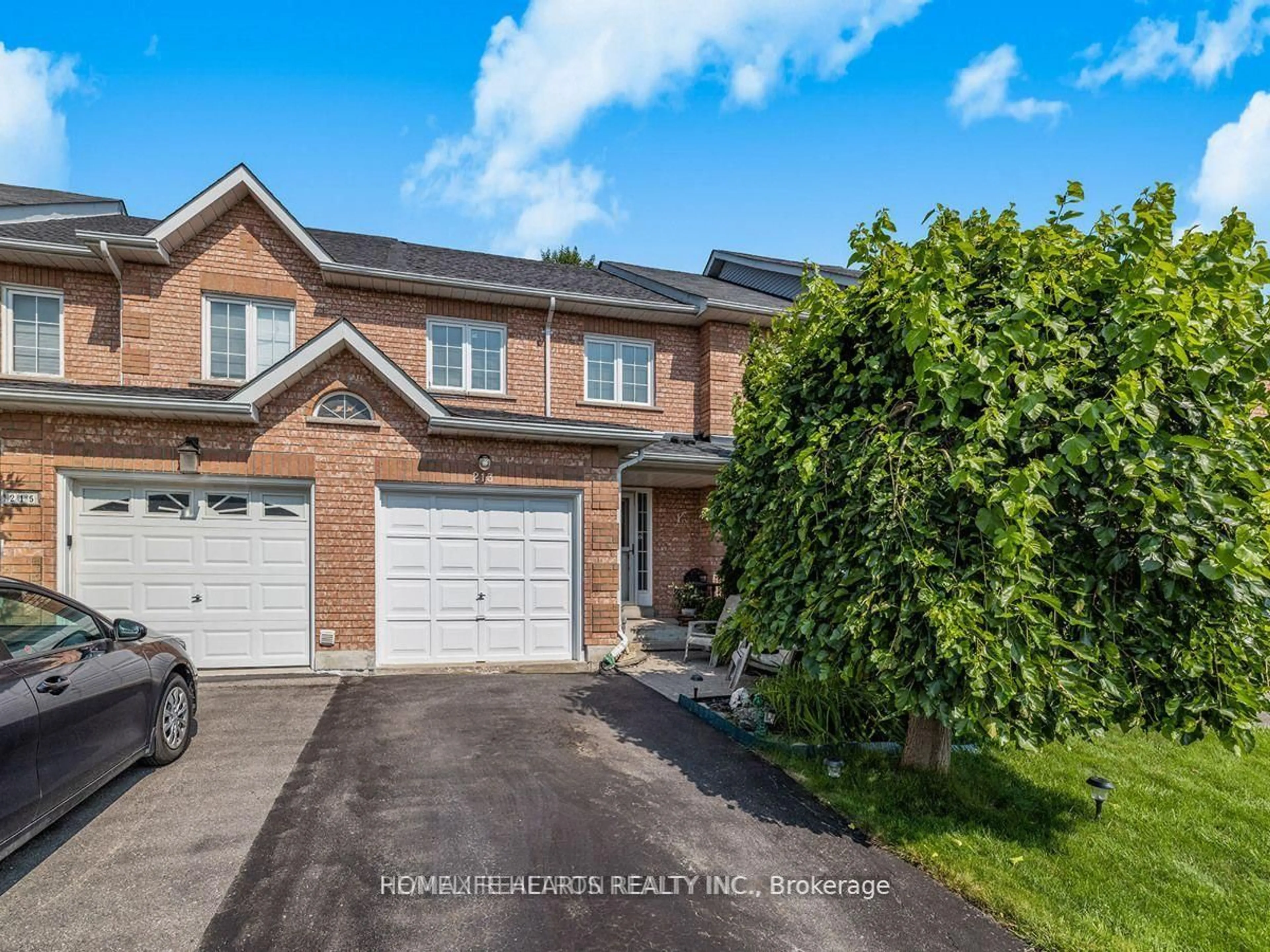 Unknown for 213 Park Dr, Whitchurch-Stouffville Ontario L4A 1J8