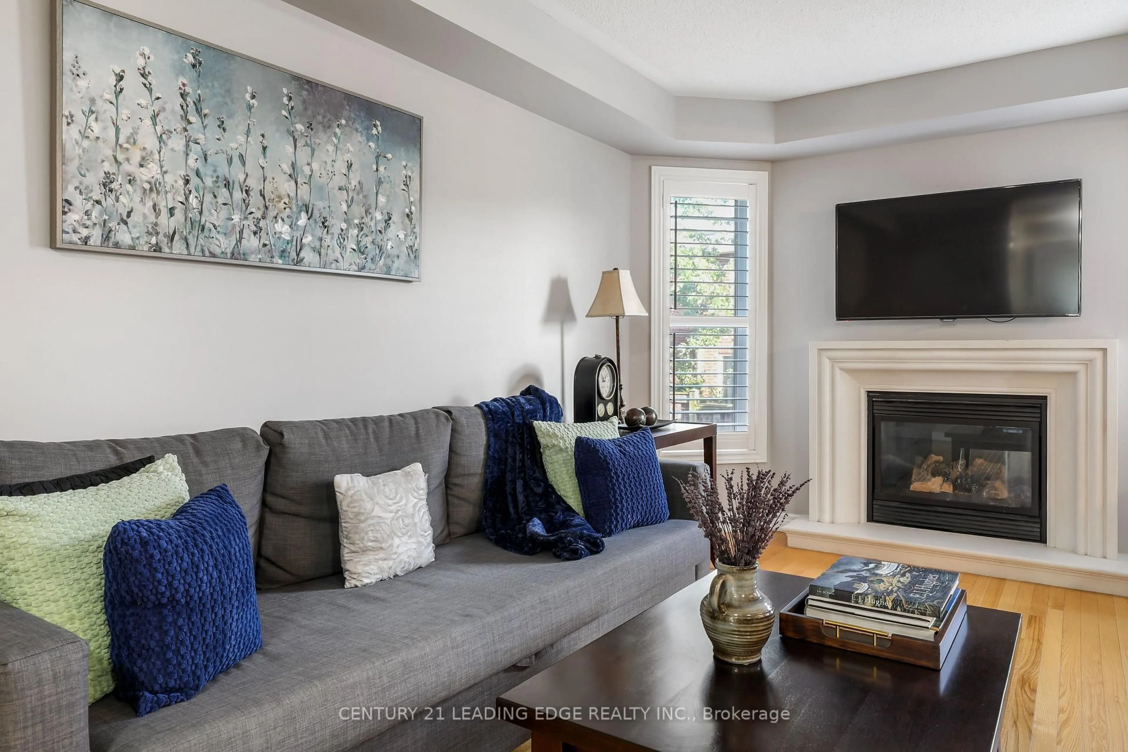 Living room with furniture, unknown for 39 STOYELL Dr, Richmond Hill Ontario L4E 0M7