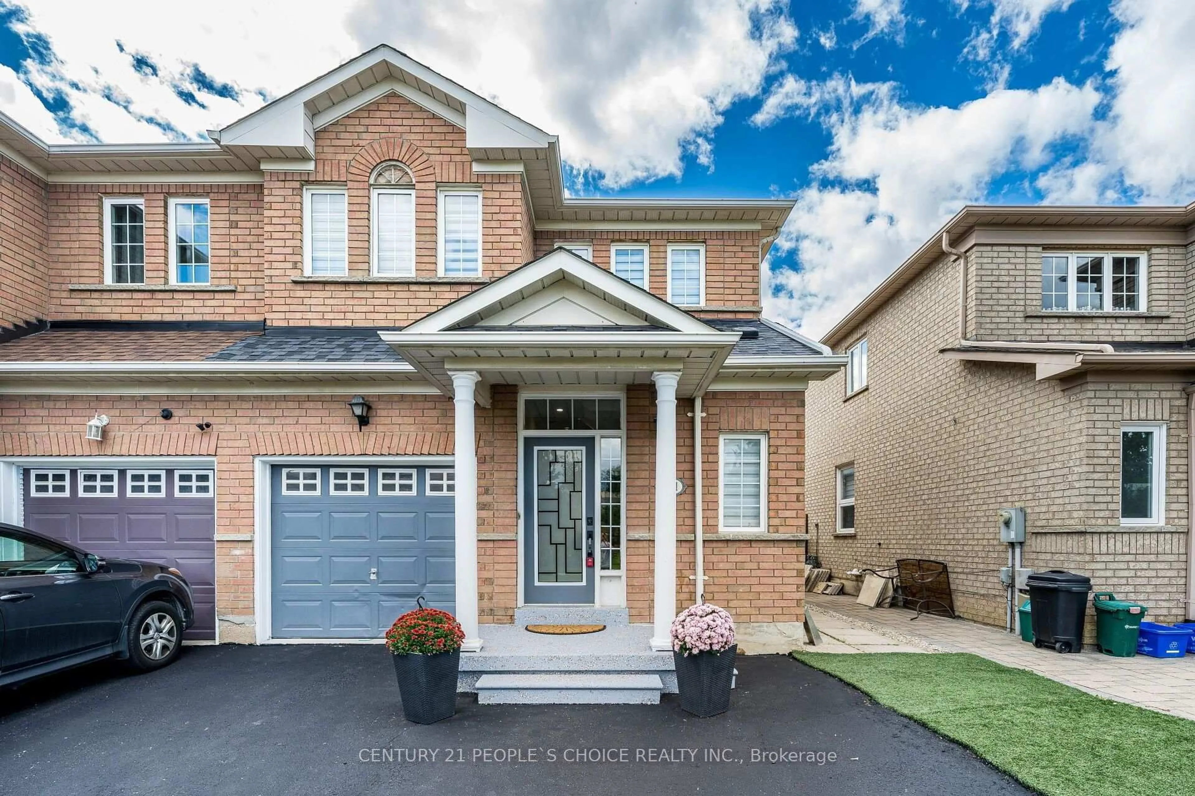 Home with brick exterior material, street for 211 Wildberry Cres, Vaughan Ontario L4H 2H7