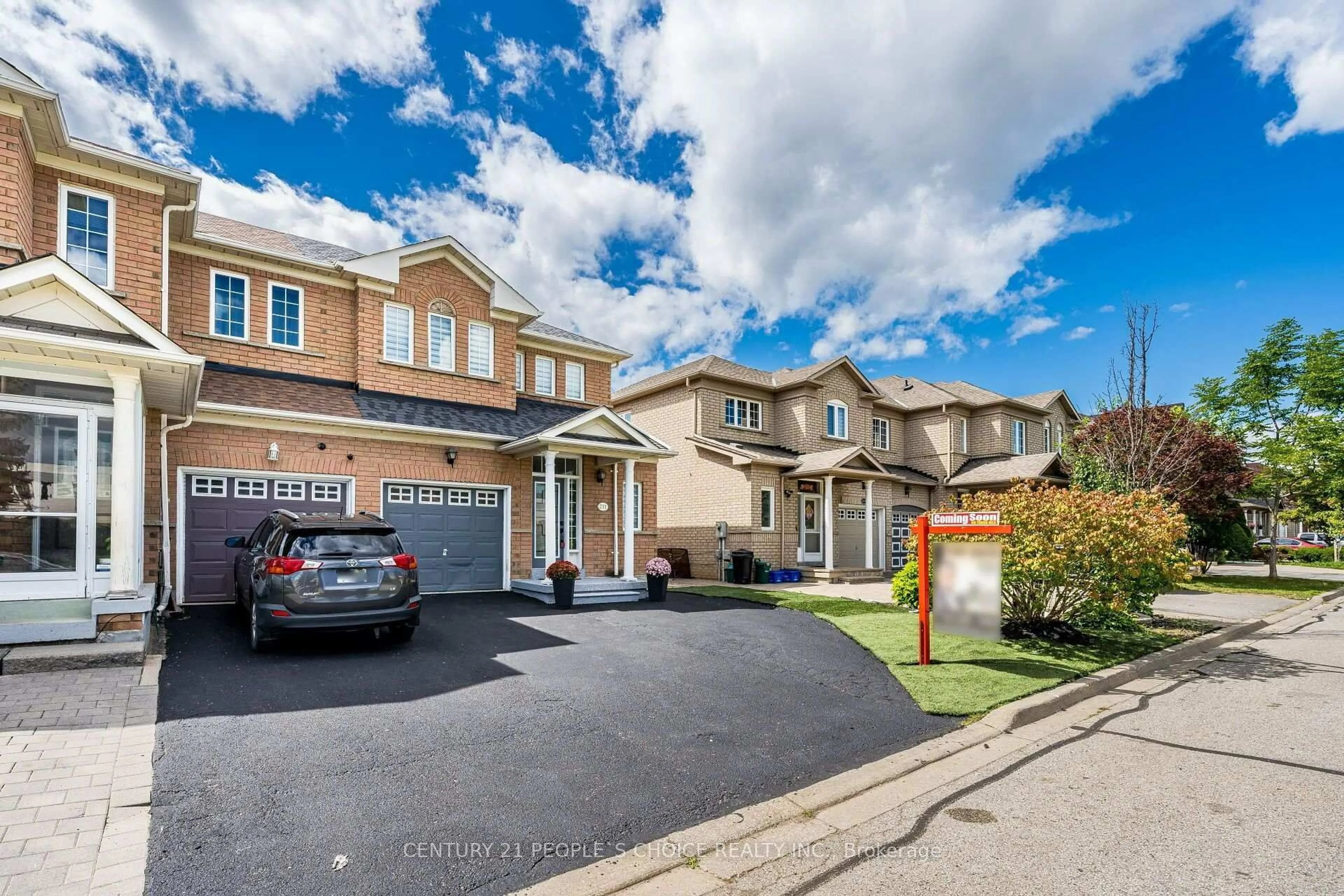 Unknown for 211 Wildberry Cres, Vaughan Ontario L4H 2H7