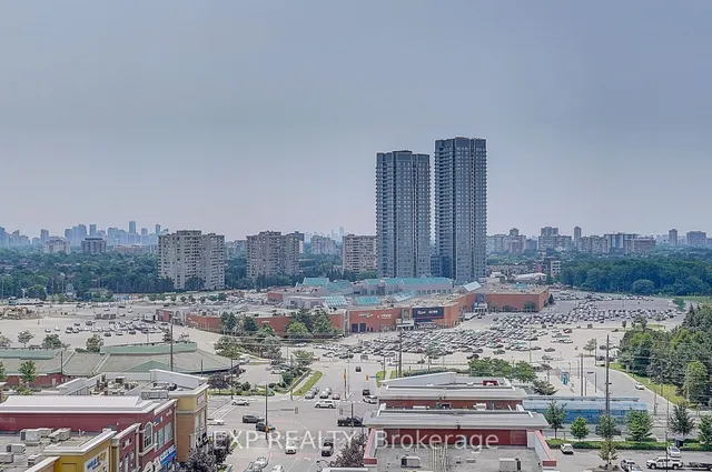 60 Disera Dr #1404, Vaughan 5