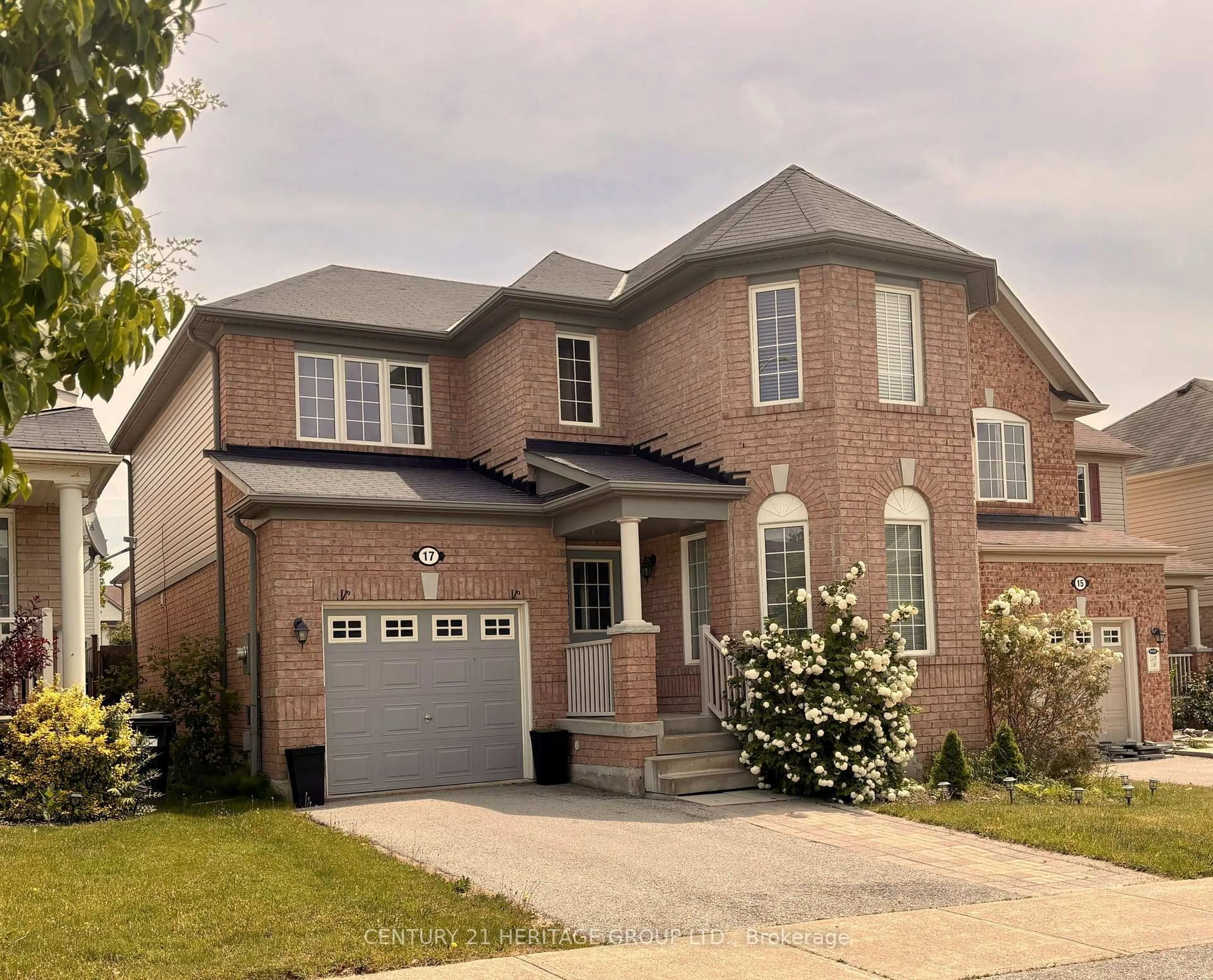 Home with brick exterior material, street for 17 Gordon Dr, New Tecumseth Ontario L9R 0J1