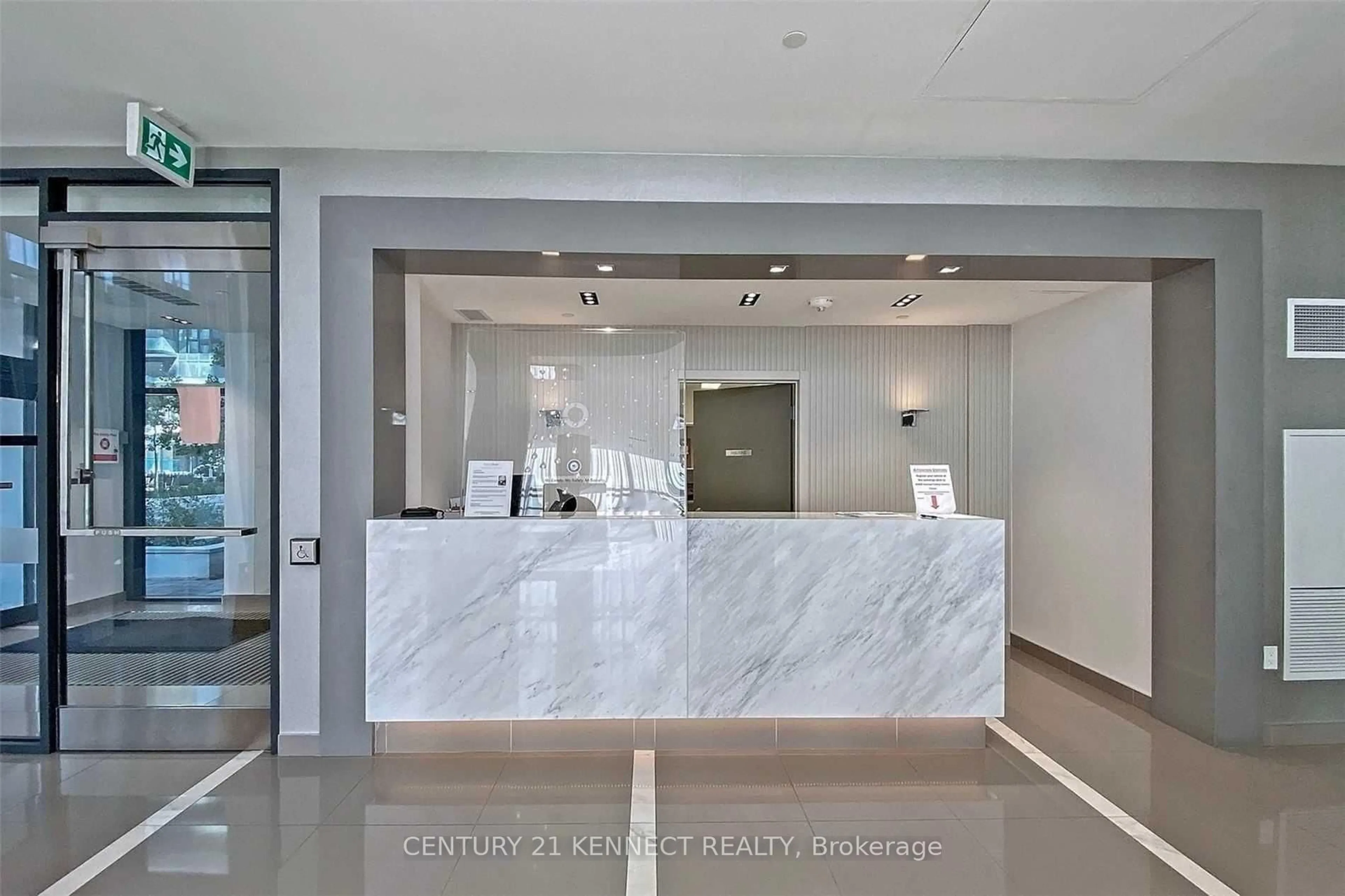 Lobby for 75 Oneida Cres #Lph11, Richmond Hill Ontario L4B 0H3