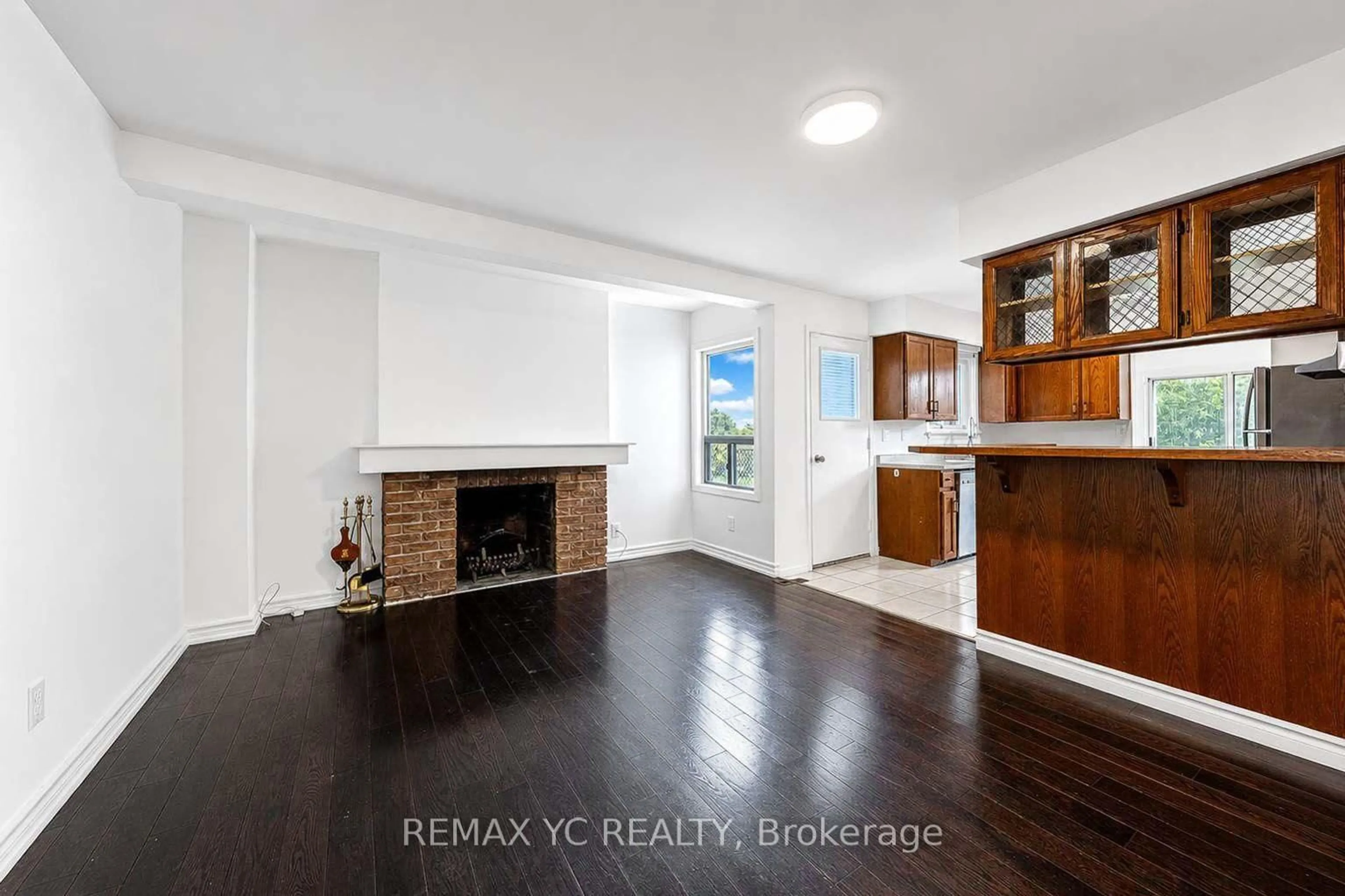 A pic of a room for 35 Kitsilano Cres, Richmond Hill Ontario L4C 5A4