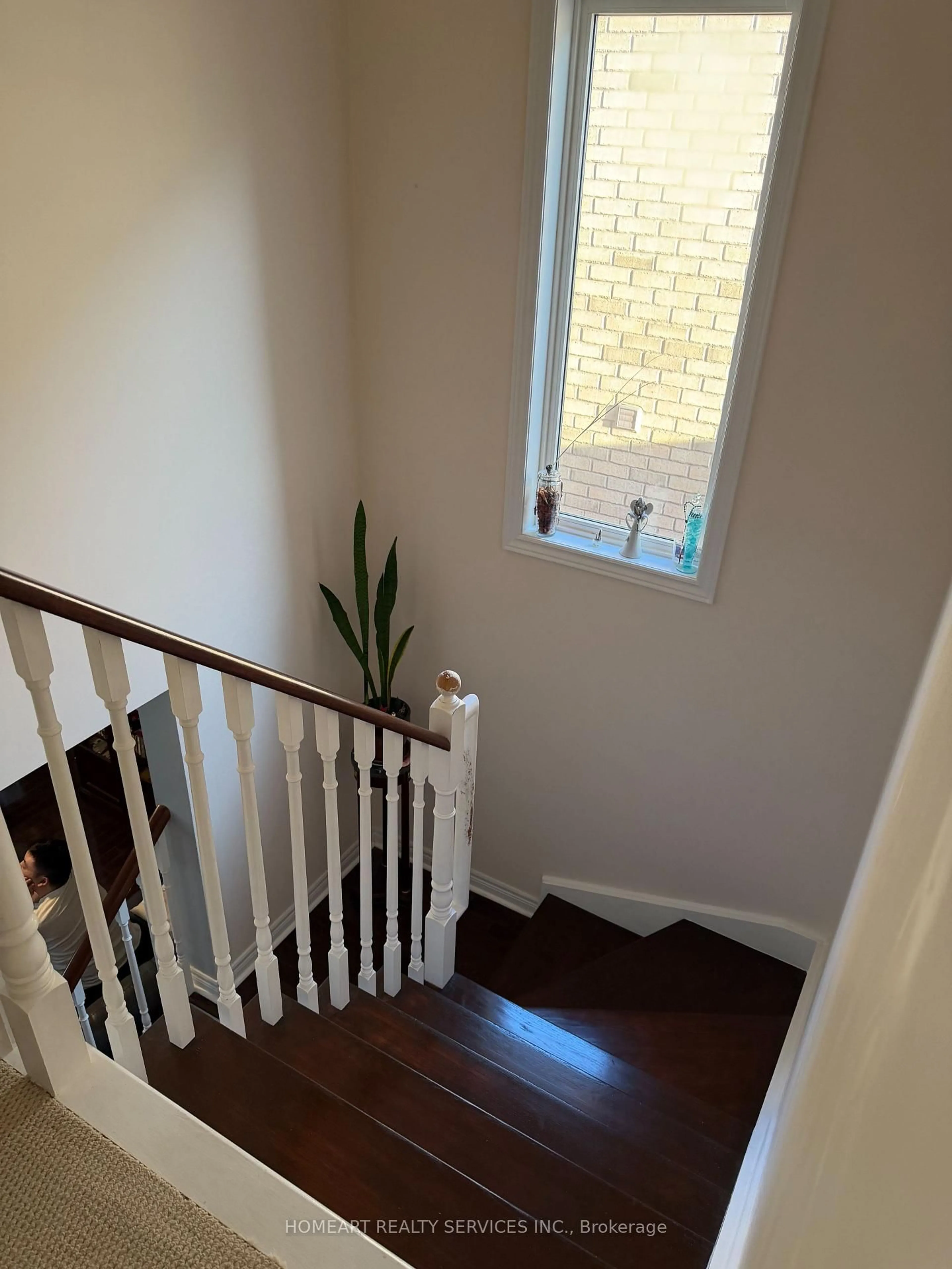 Stairs for 46 Firbank Lane, Whitchurch-Stouffville Ontario L4A 0K9